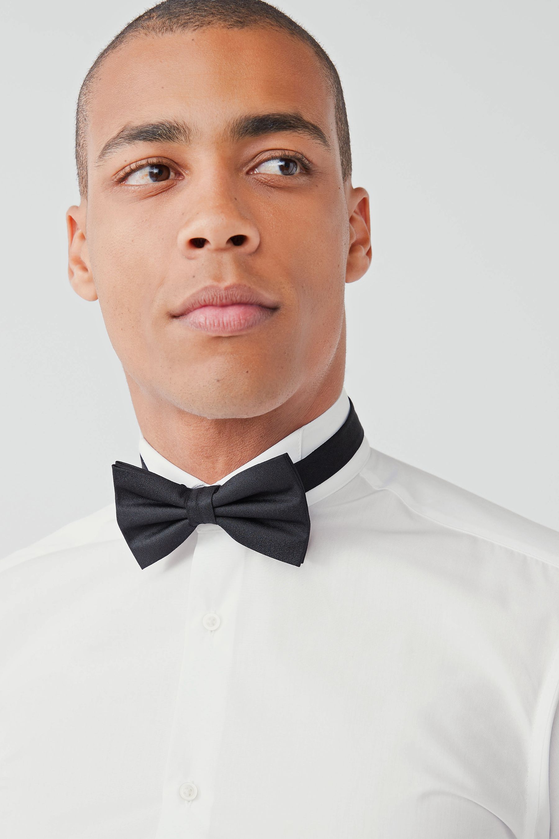 Slim fit wing collar discount dress shirt
