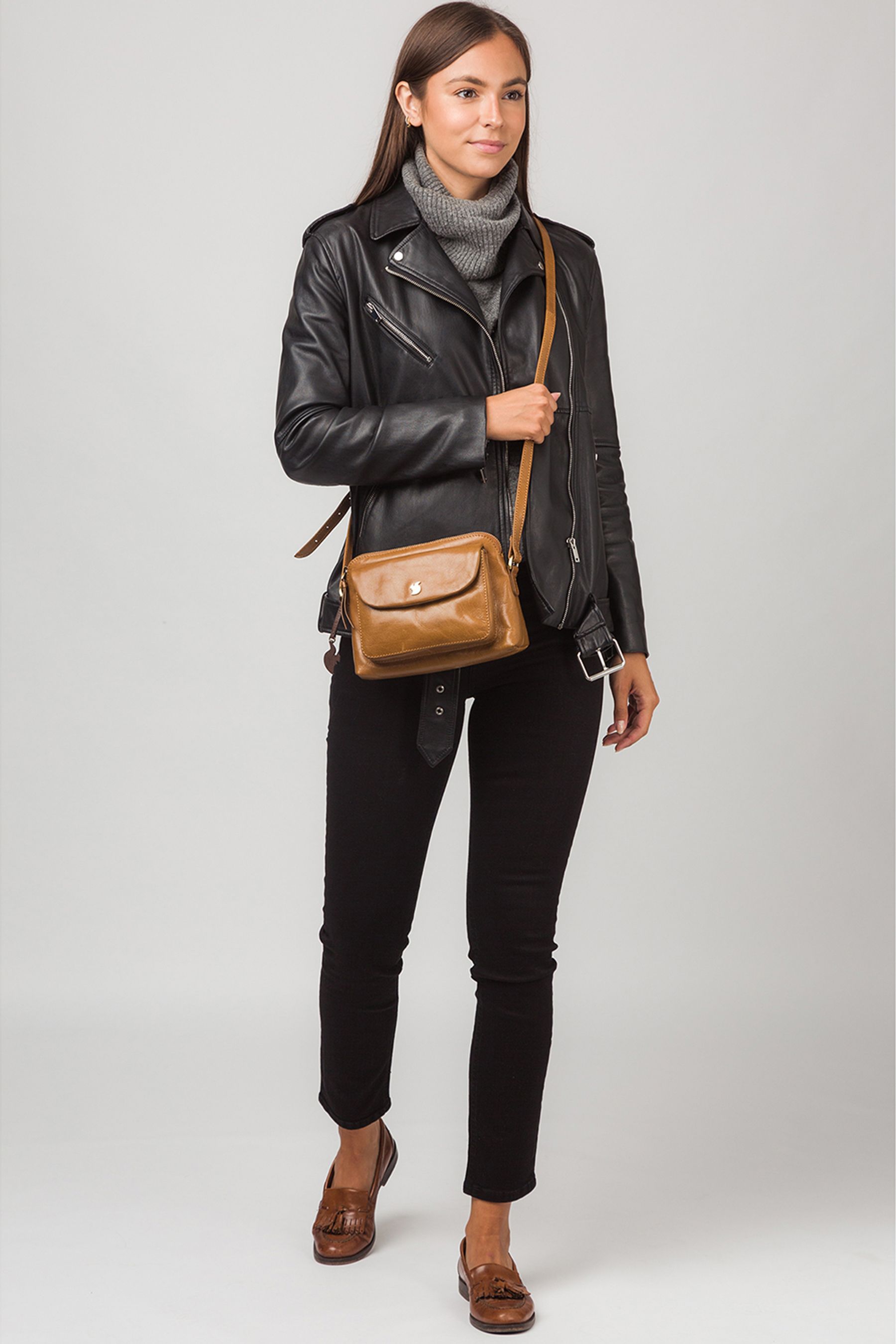 Conkca Dainty Leather Cross Body Bag