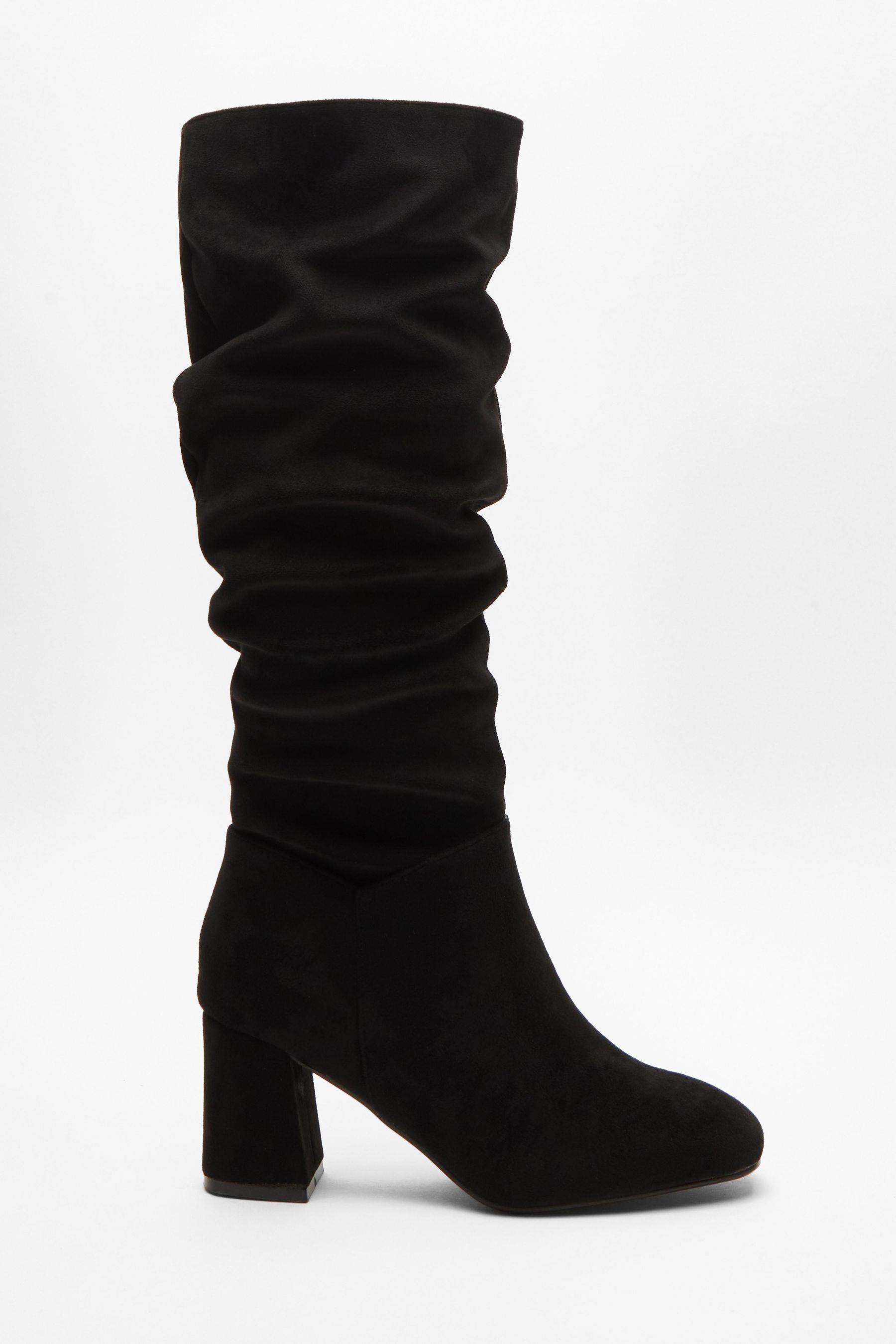 Converse knee deals high boots quiz