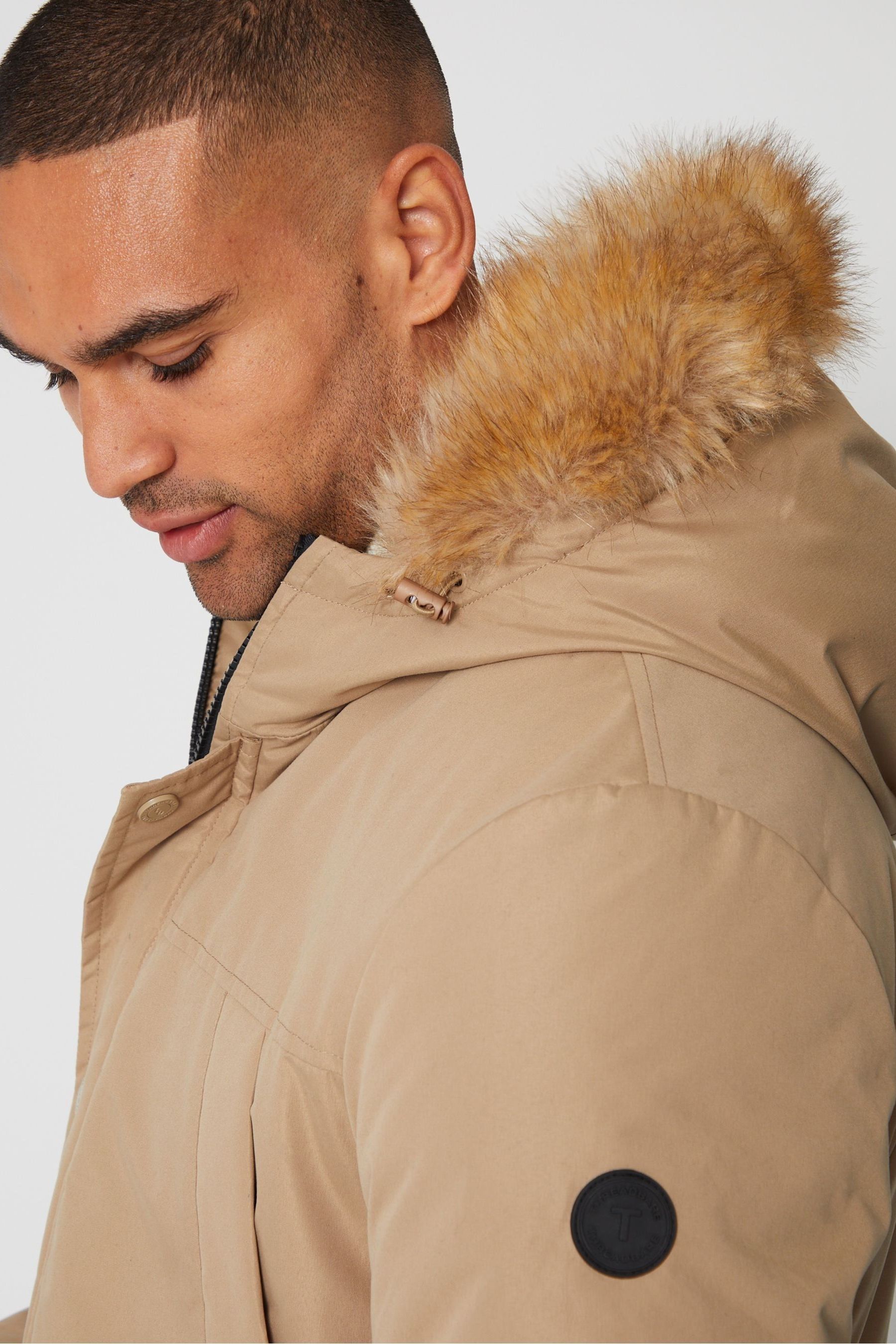 Showerproof parka outlet