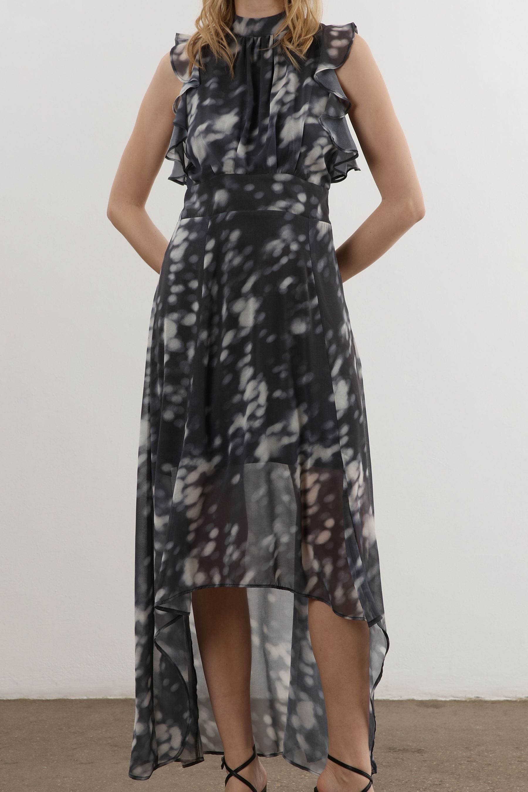 Ruffle sleeve high clearance low maxi dress