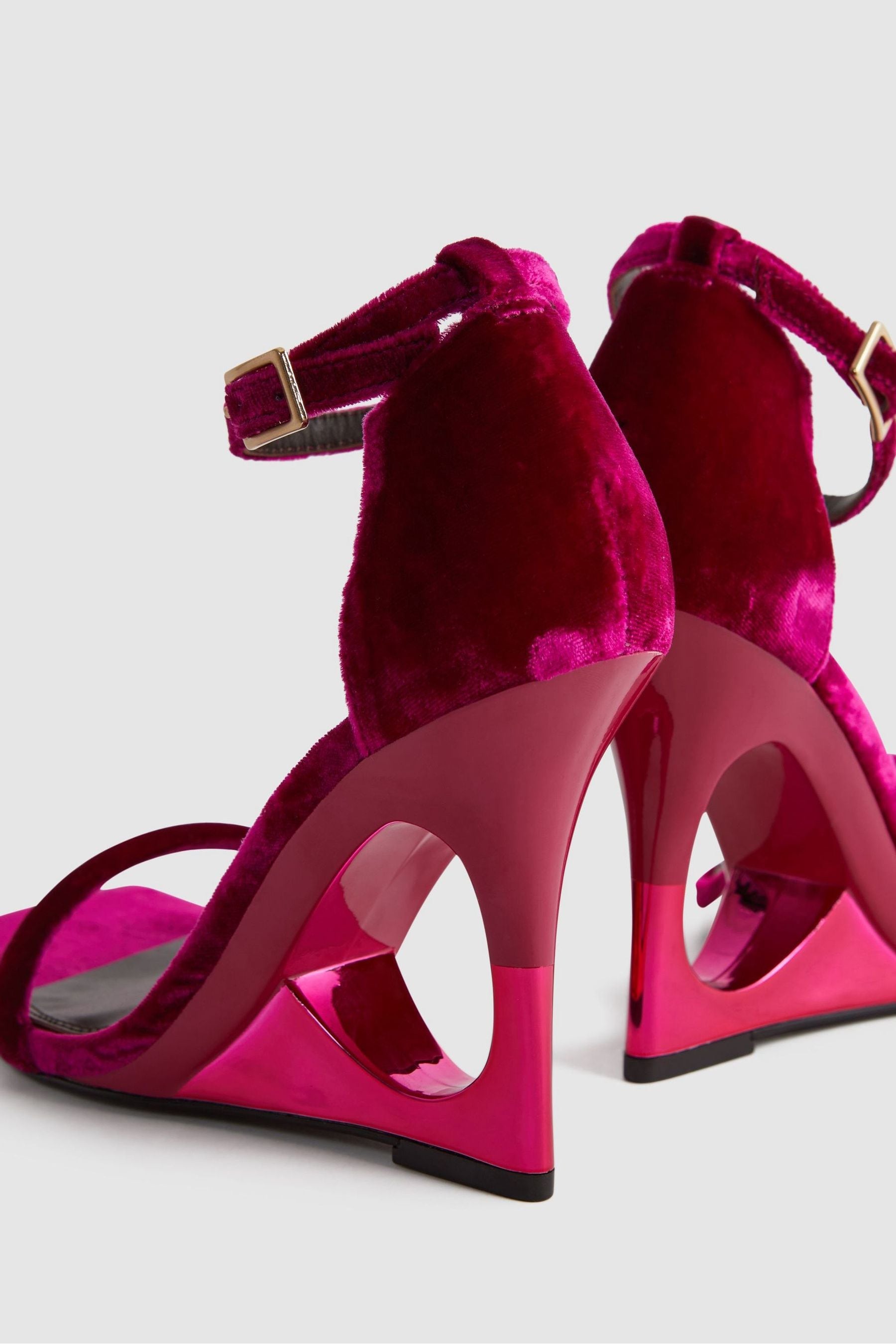 Cora sales wrap heel