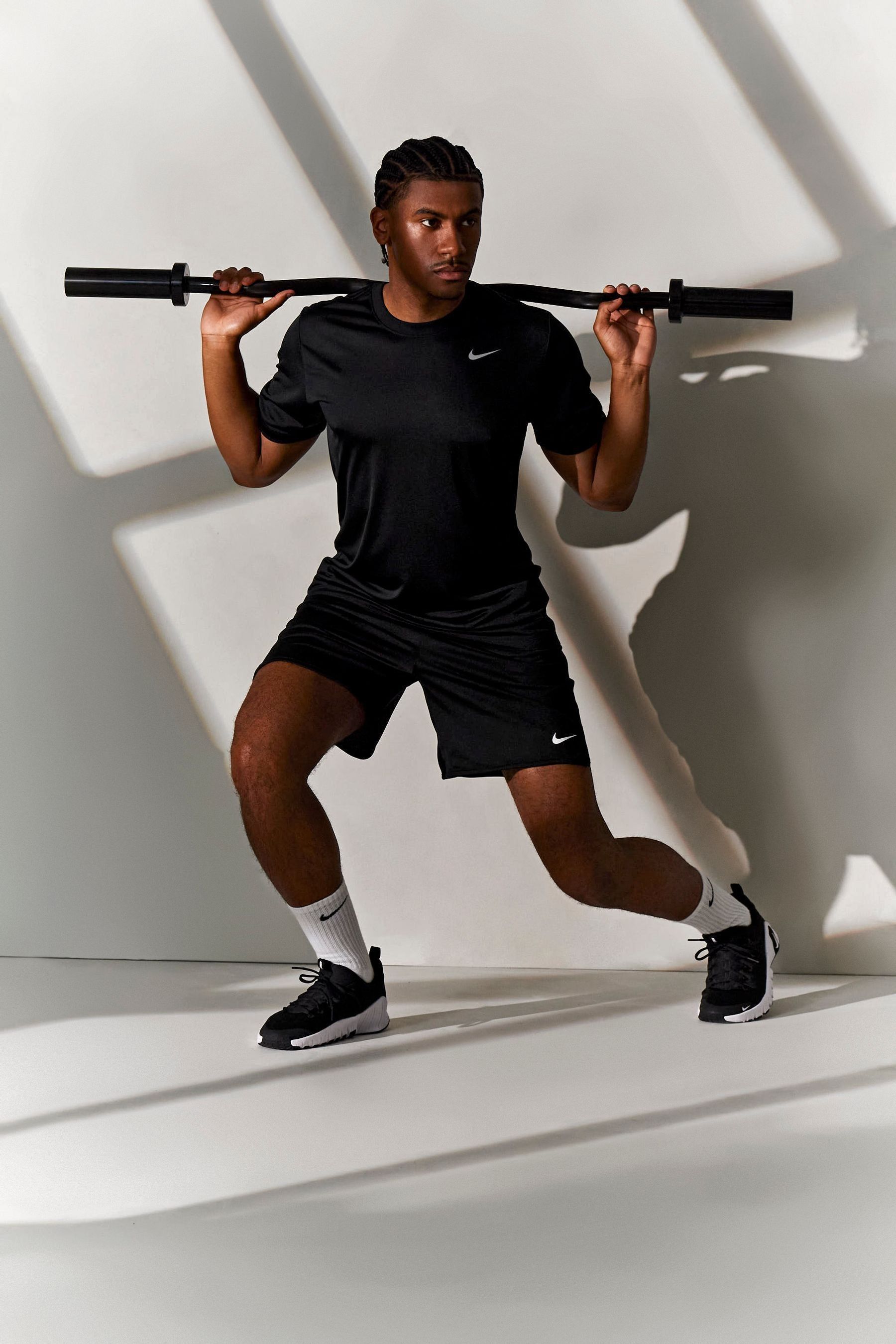 Nike men's legend t shirt deals