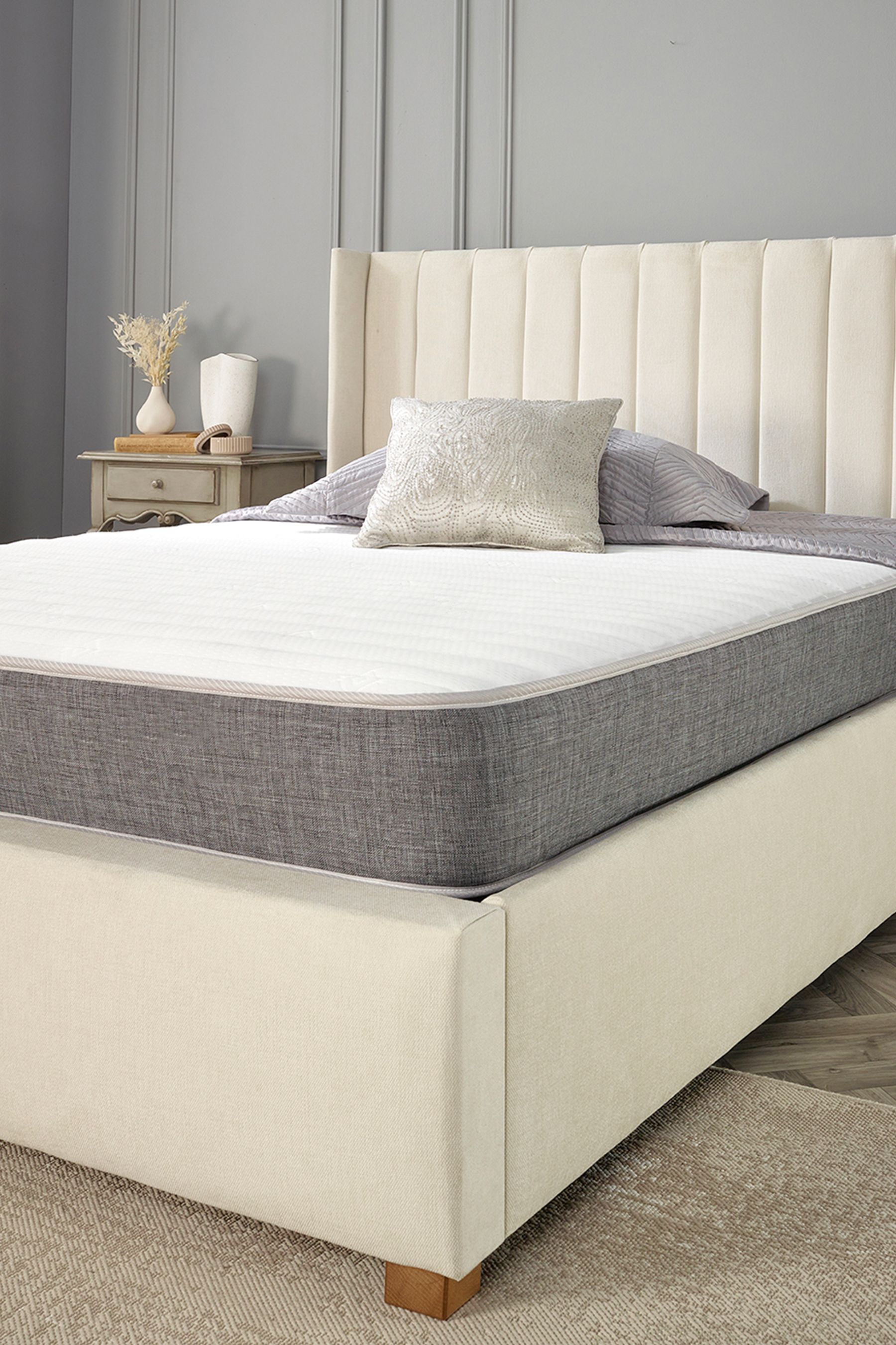 Slumber top spring mattress