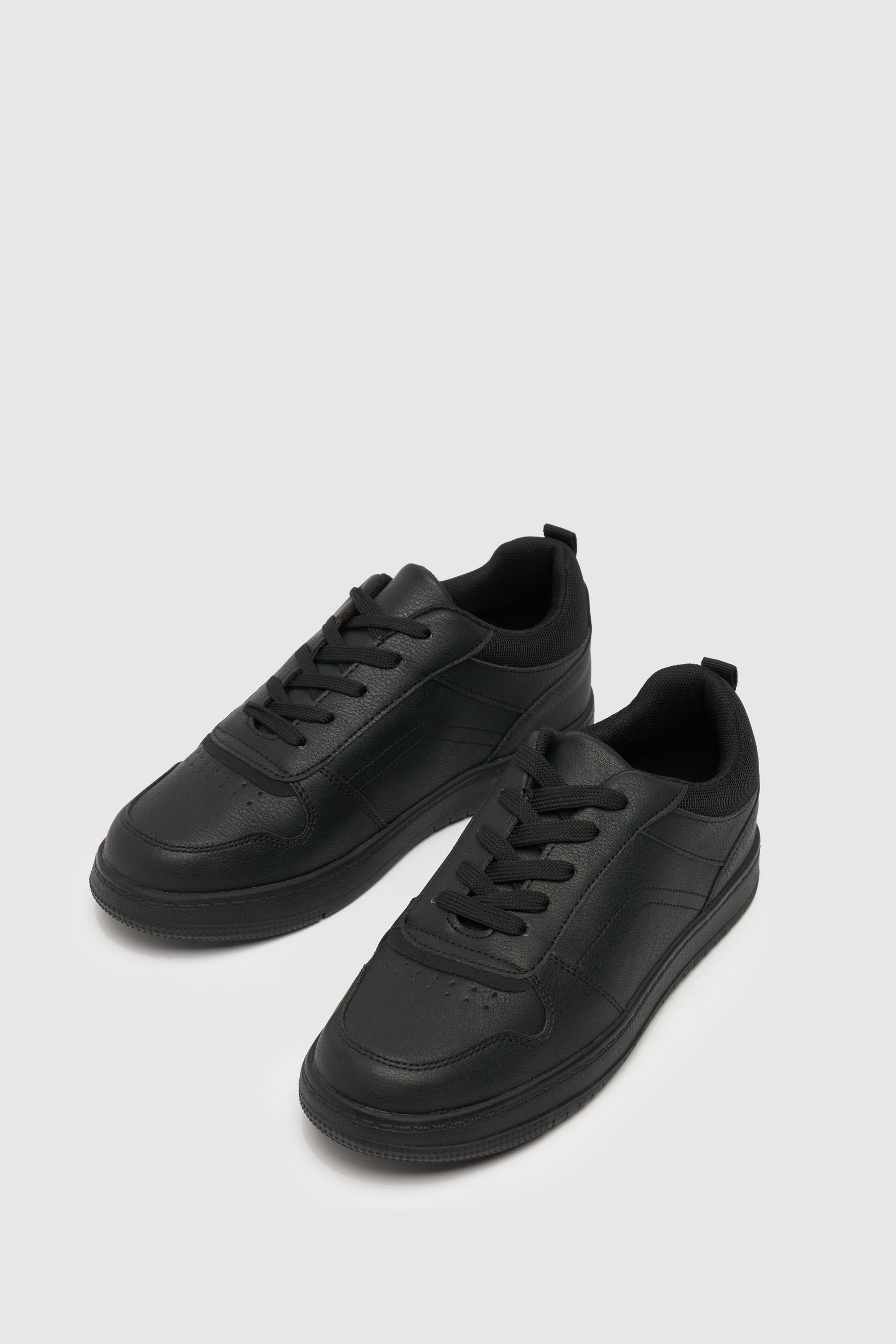 Youth black trainers hot sale