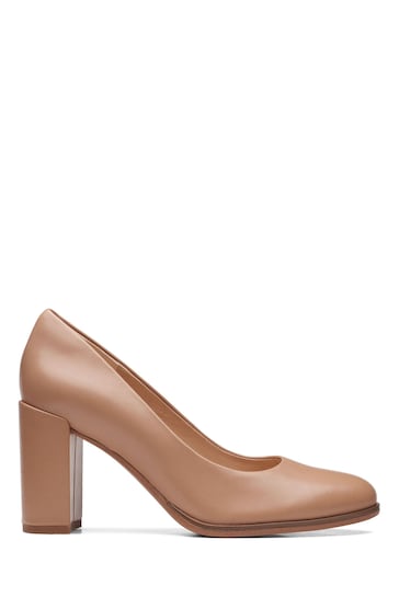 Clarks Nude Praline Leather Court Shoes