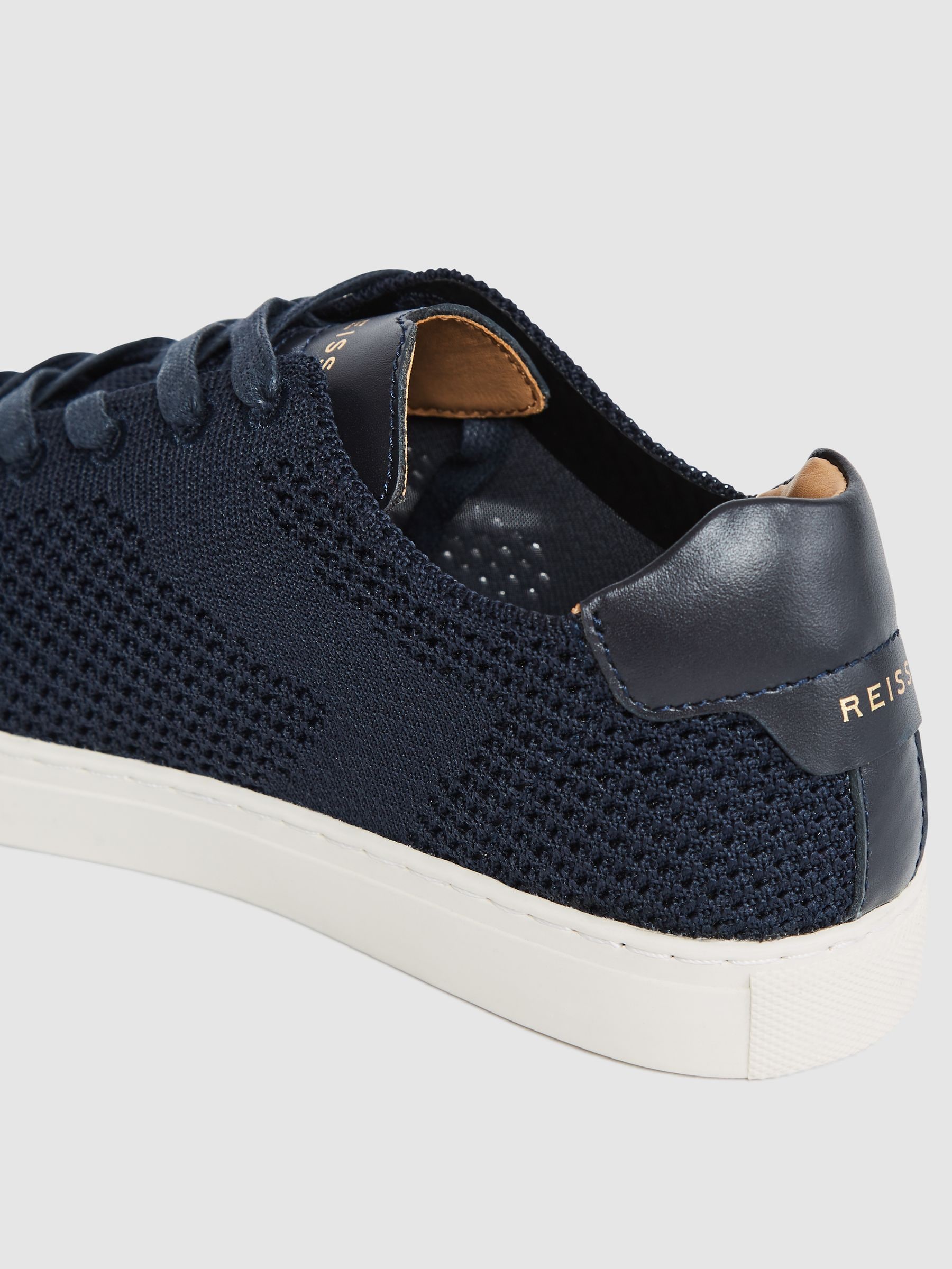 reiss clae trainers