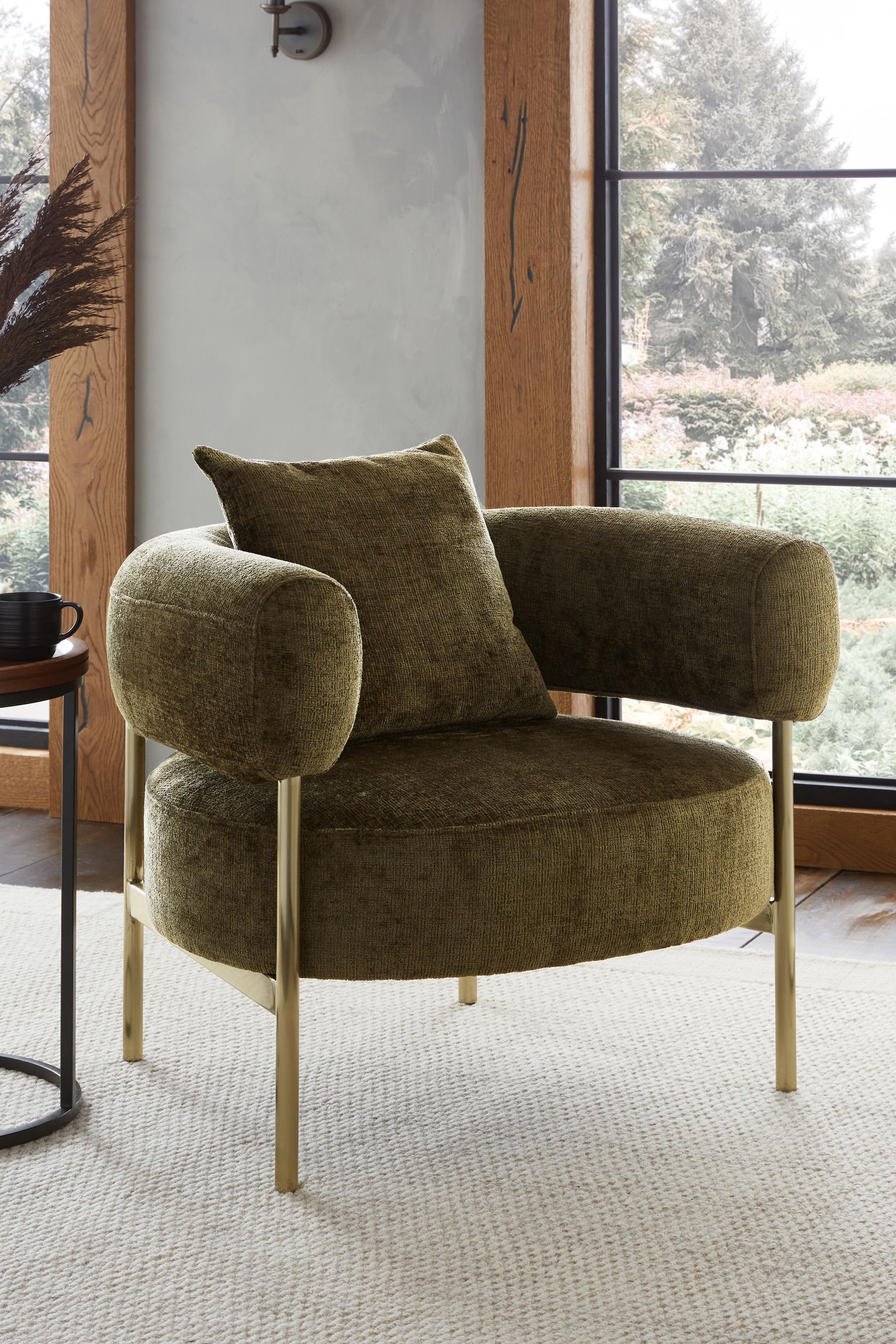 Plush accent chairs new arrivals