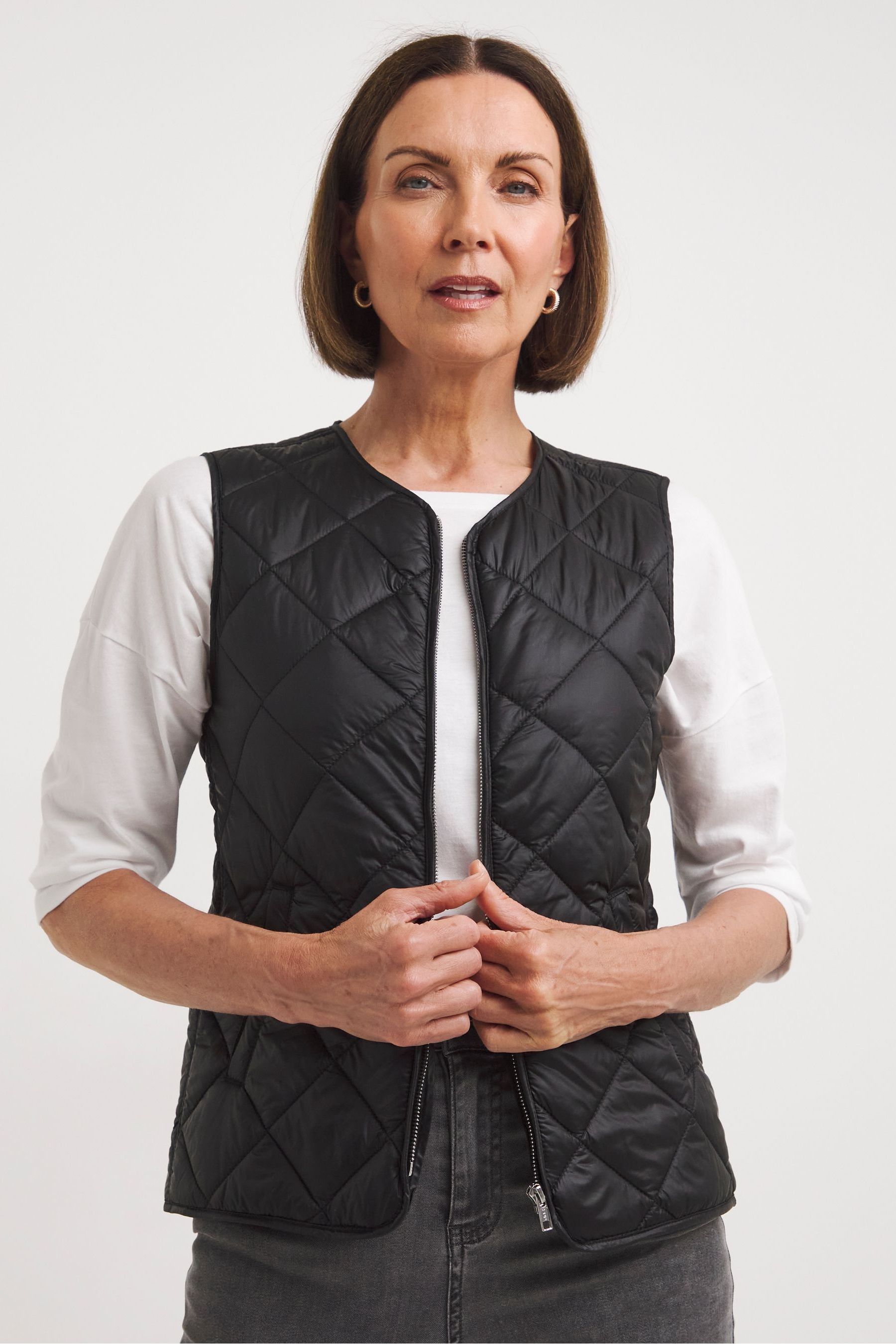 Sleeveless jacket hotsell jd