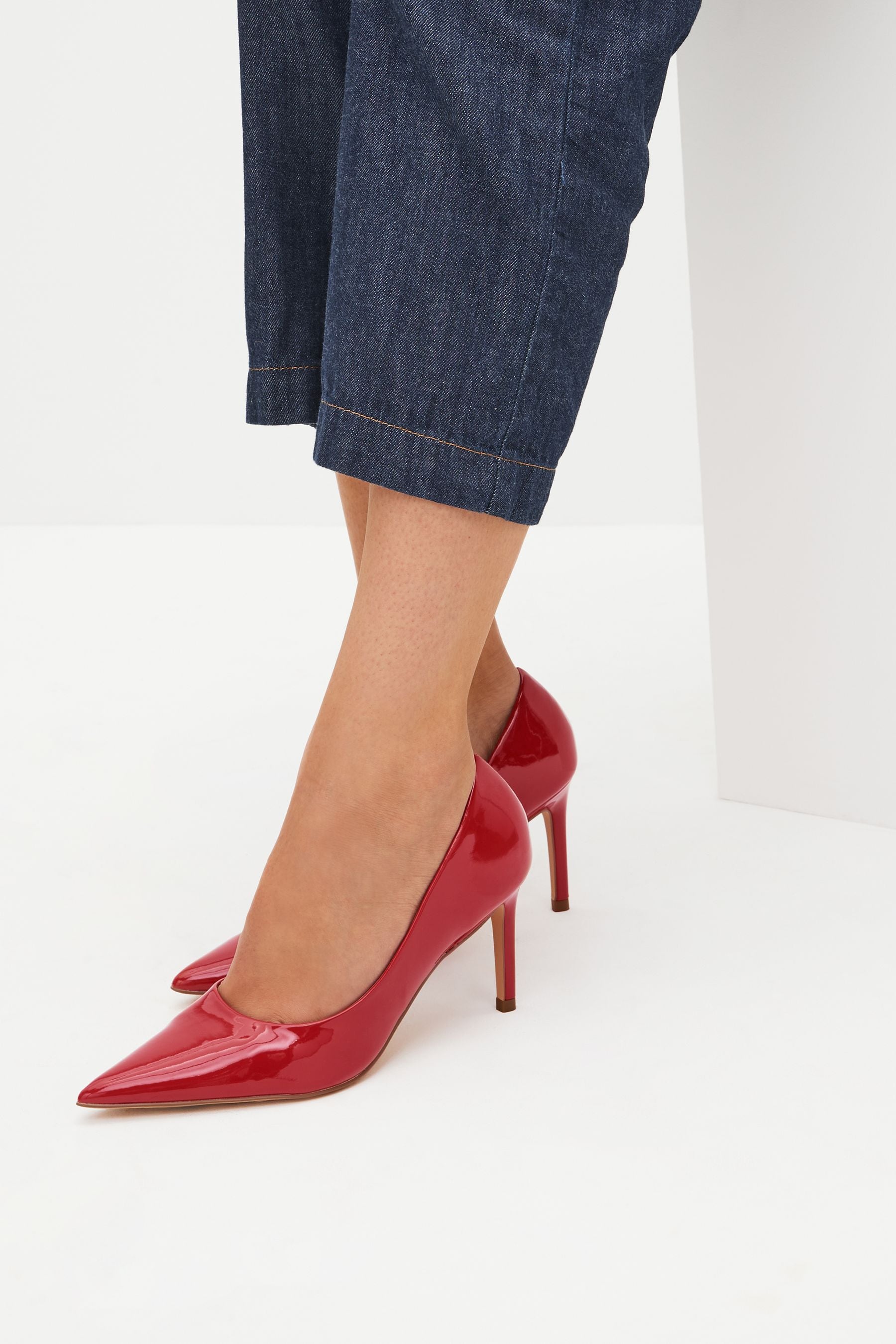 Red mid sale heels uk