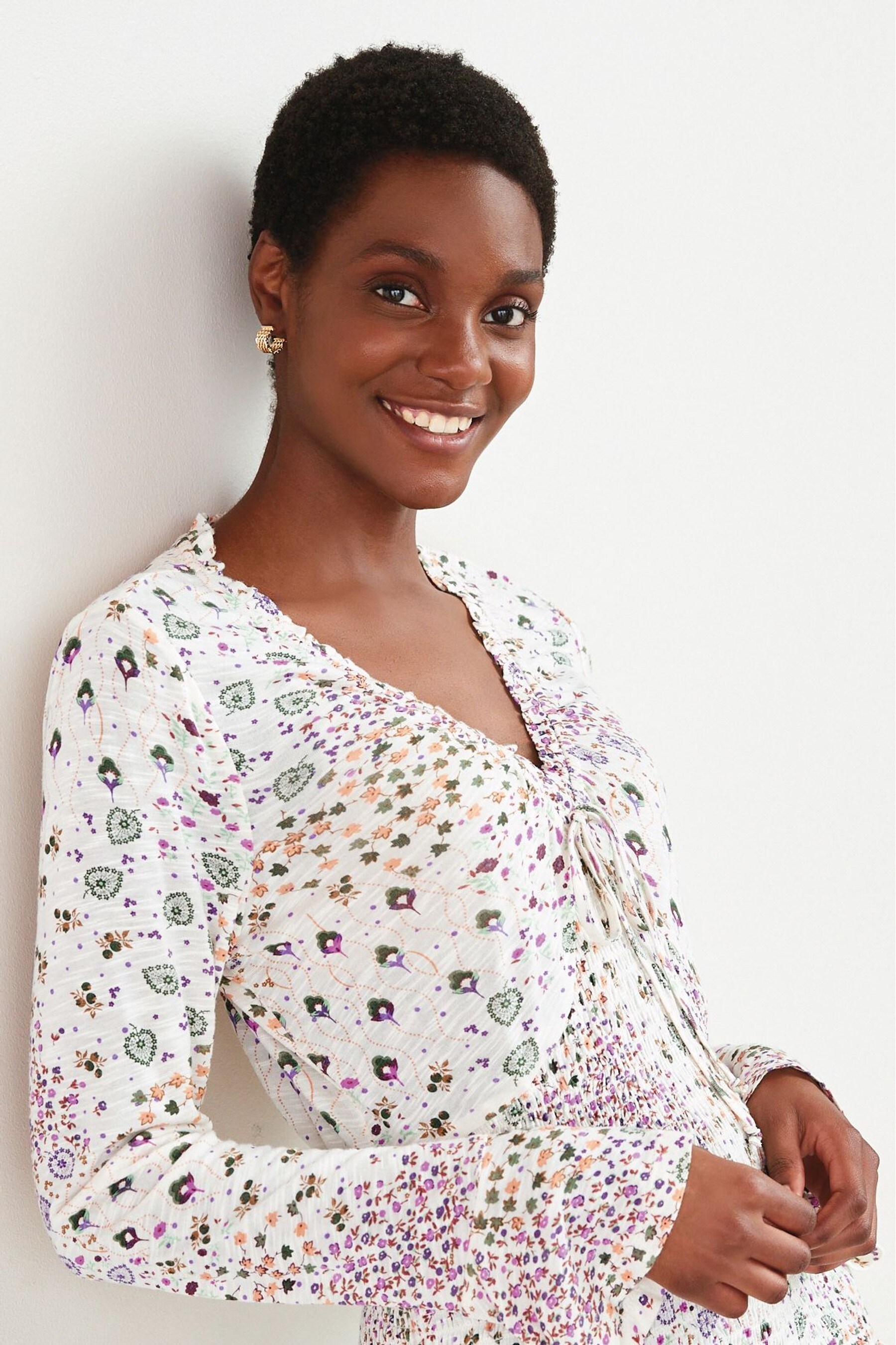 ruched v neck