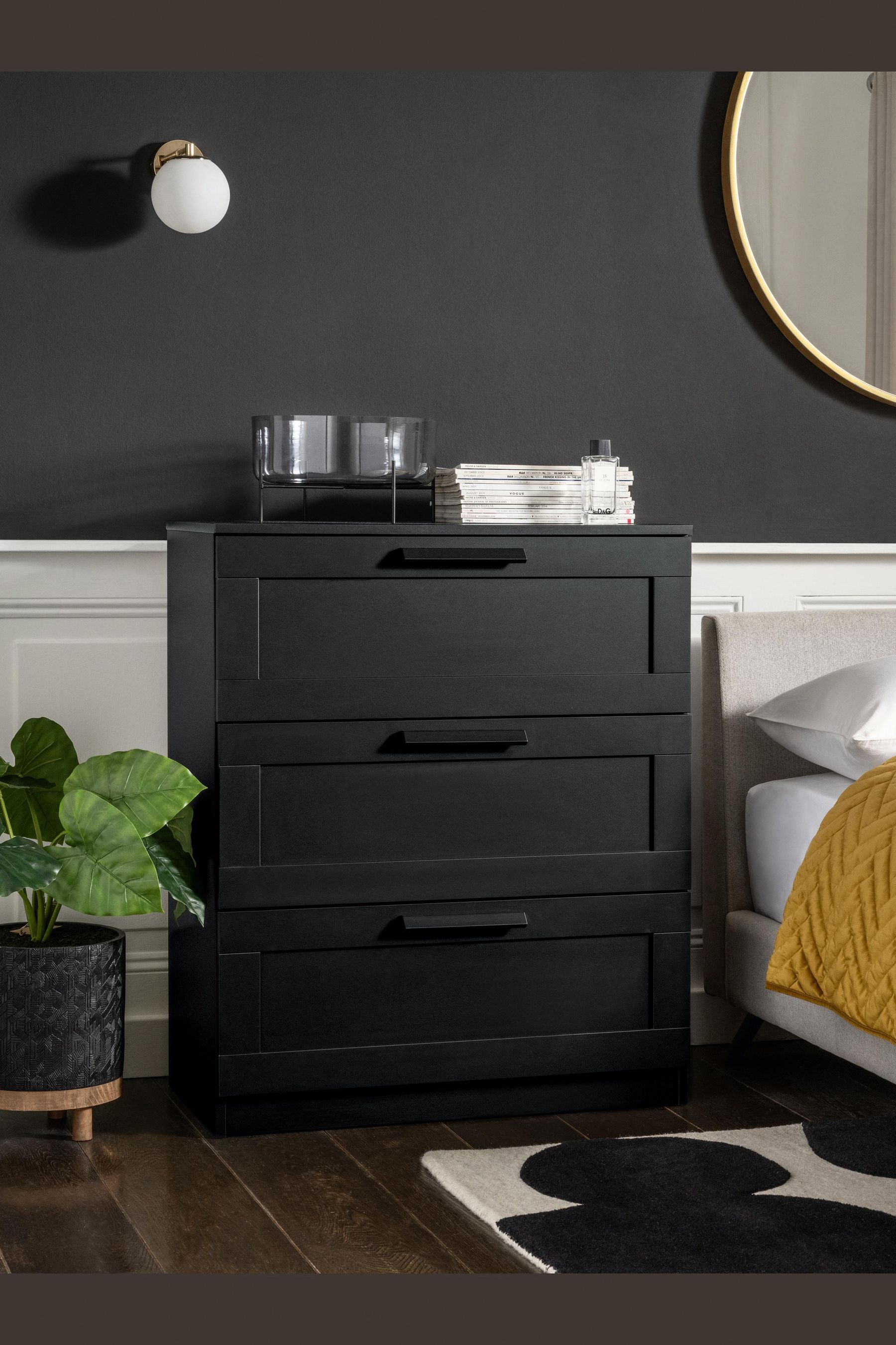 Black chest outlet of drawers