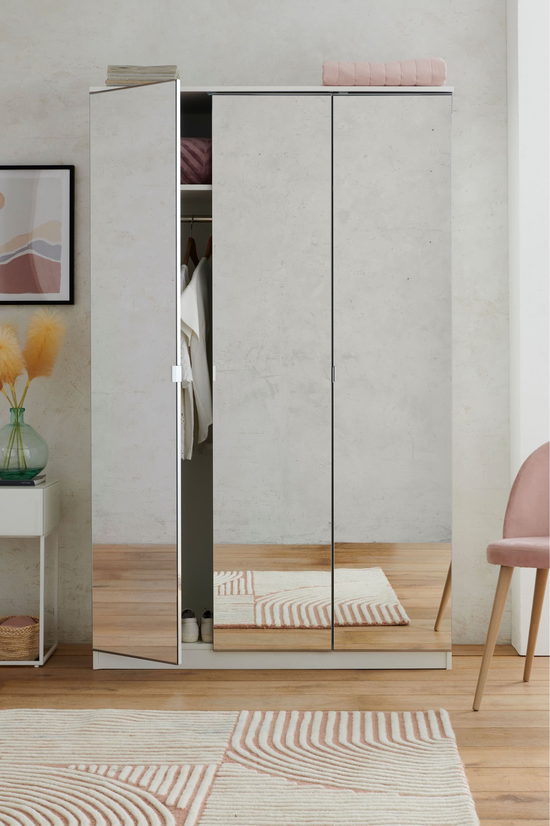 Triple wardrobe with mirror new arrivals