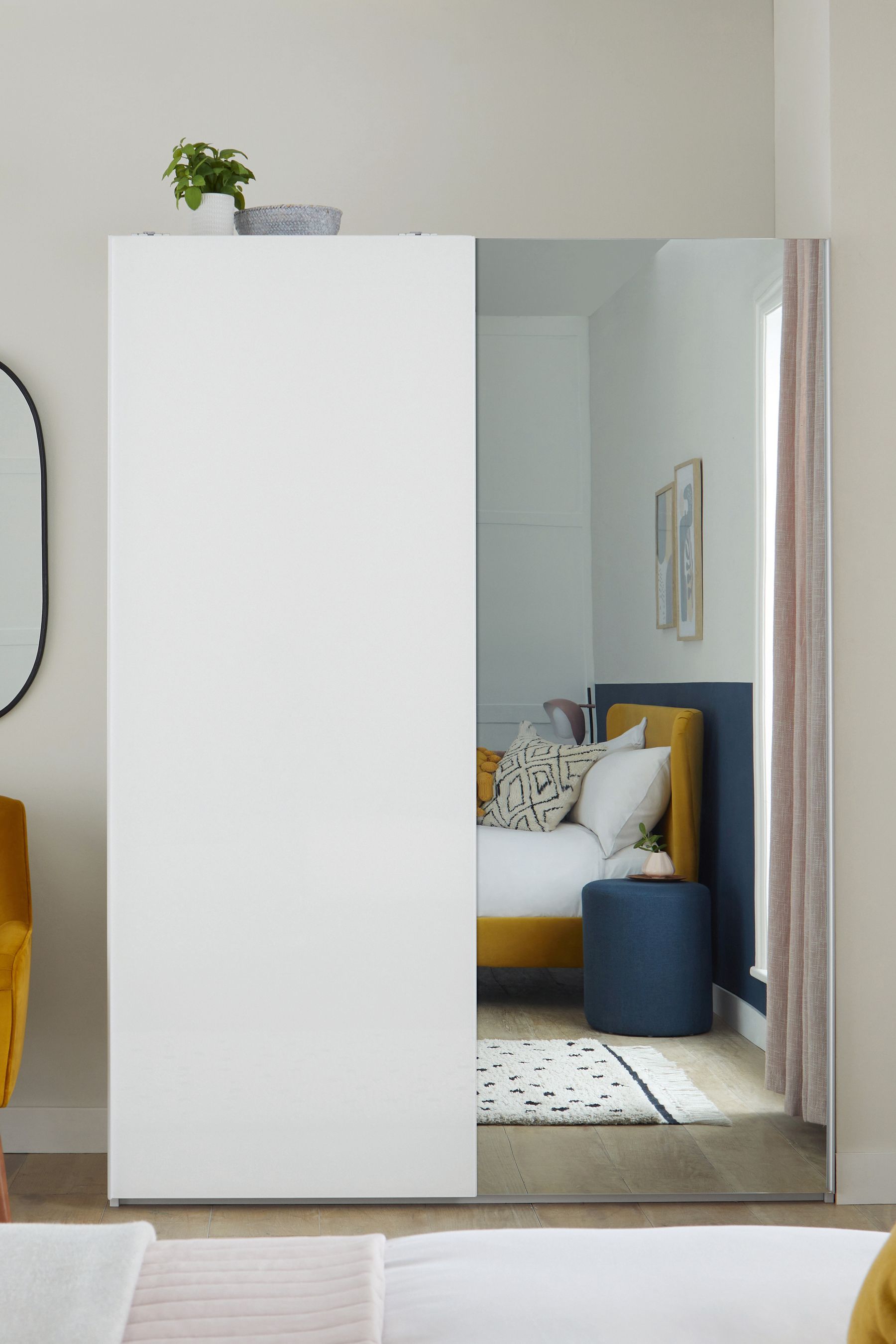 White White Sloane Collection Luxe 1.5m Sliding Glass Fitted Wardrobe