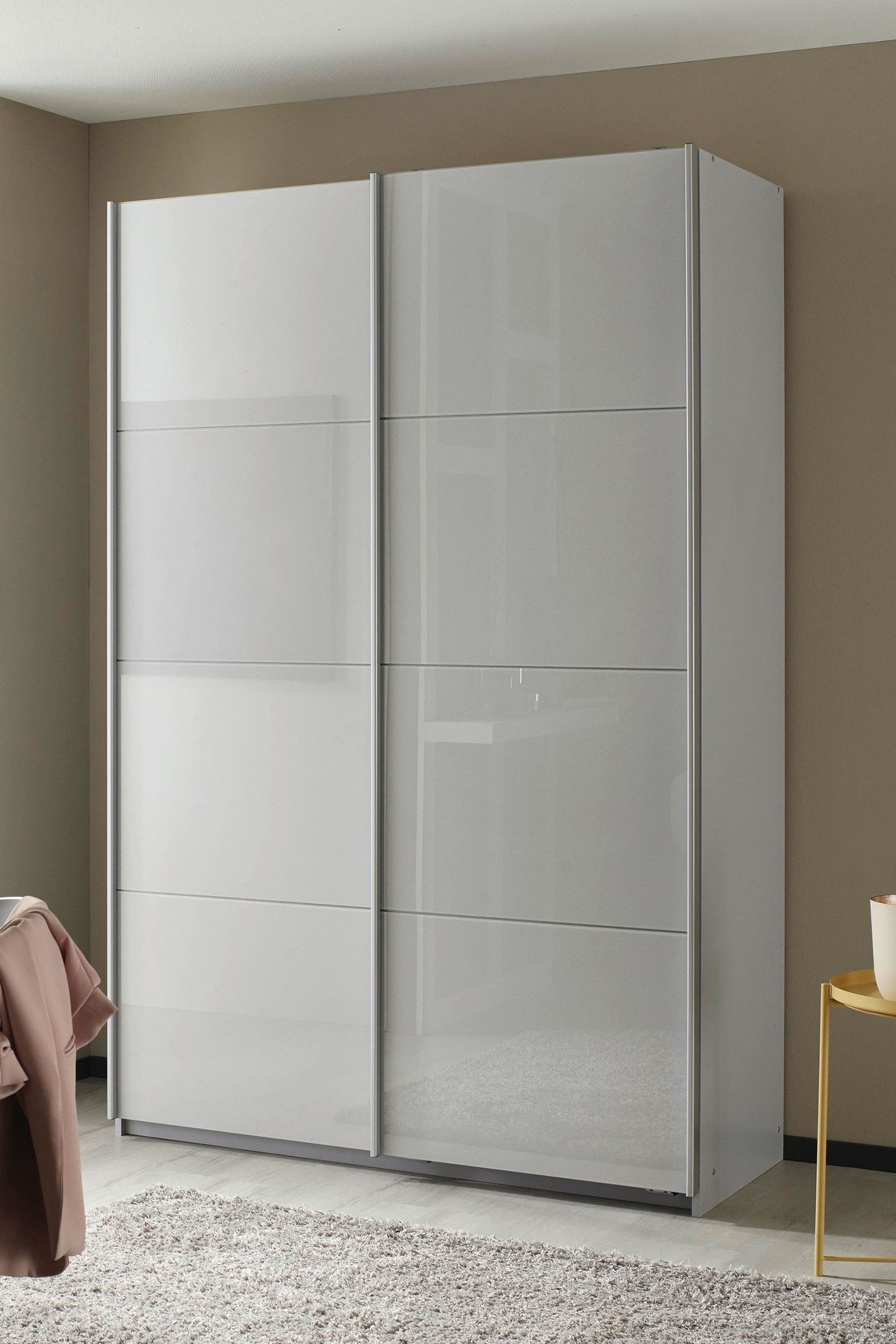 Sliding wardrobe door fitters near me discount