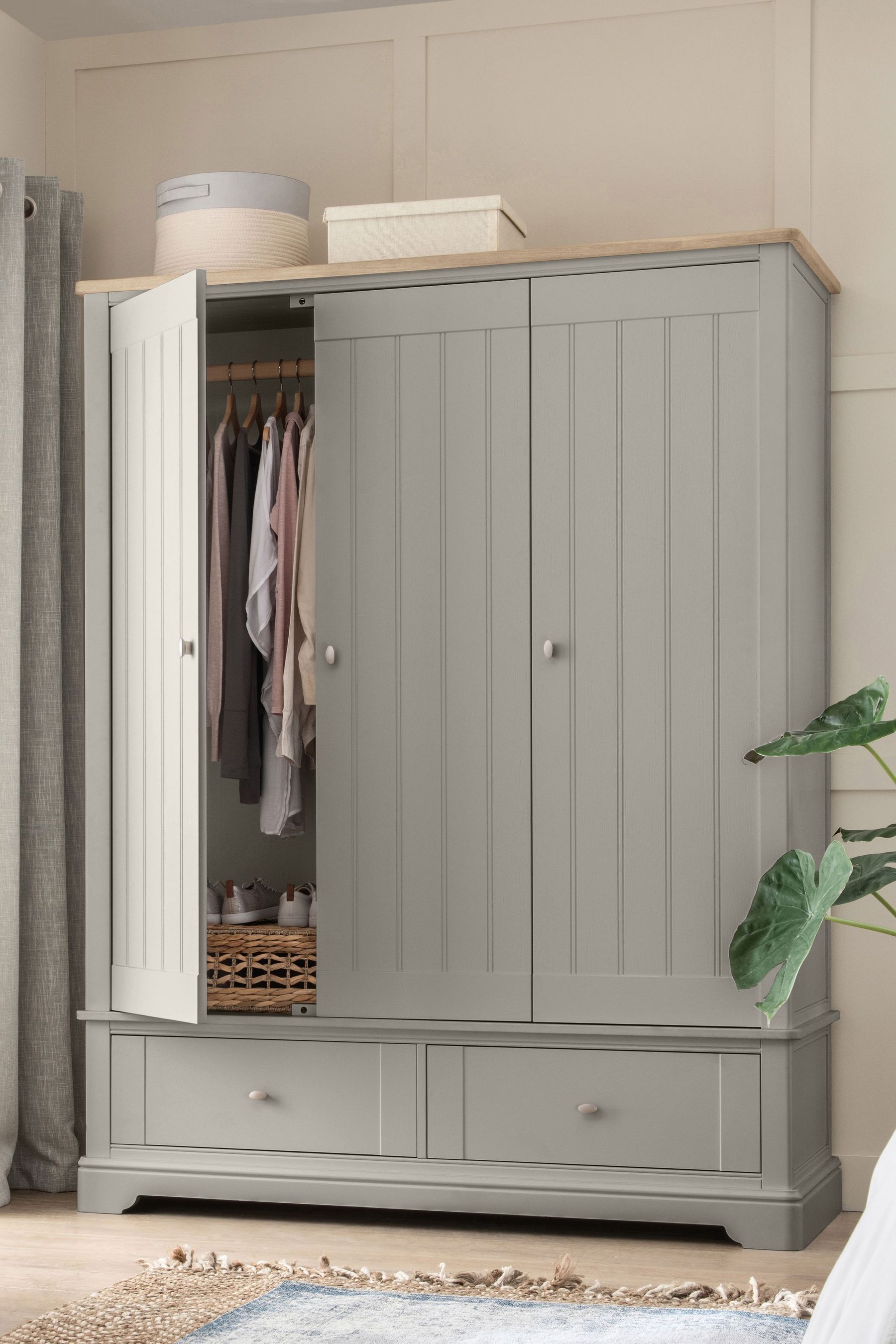 Buy Grey Hampton Painted Oak Triple 2 Drawers Wardrobe from the