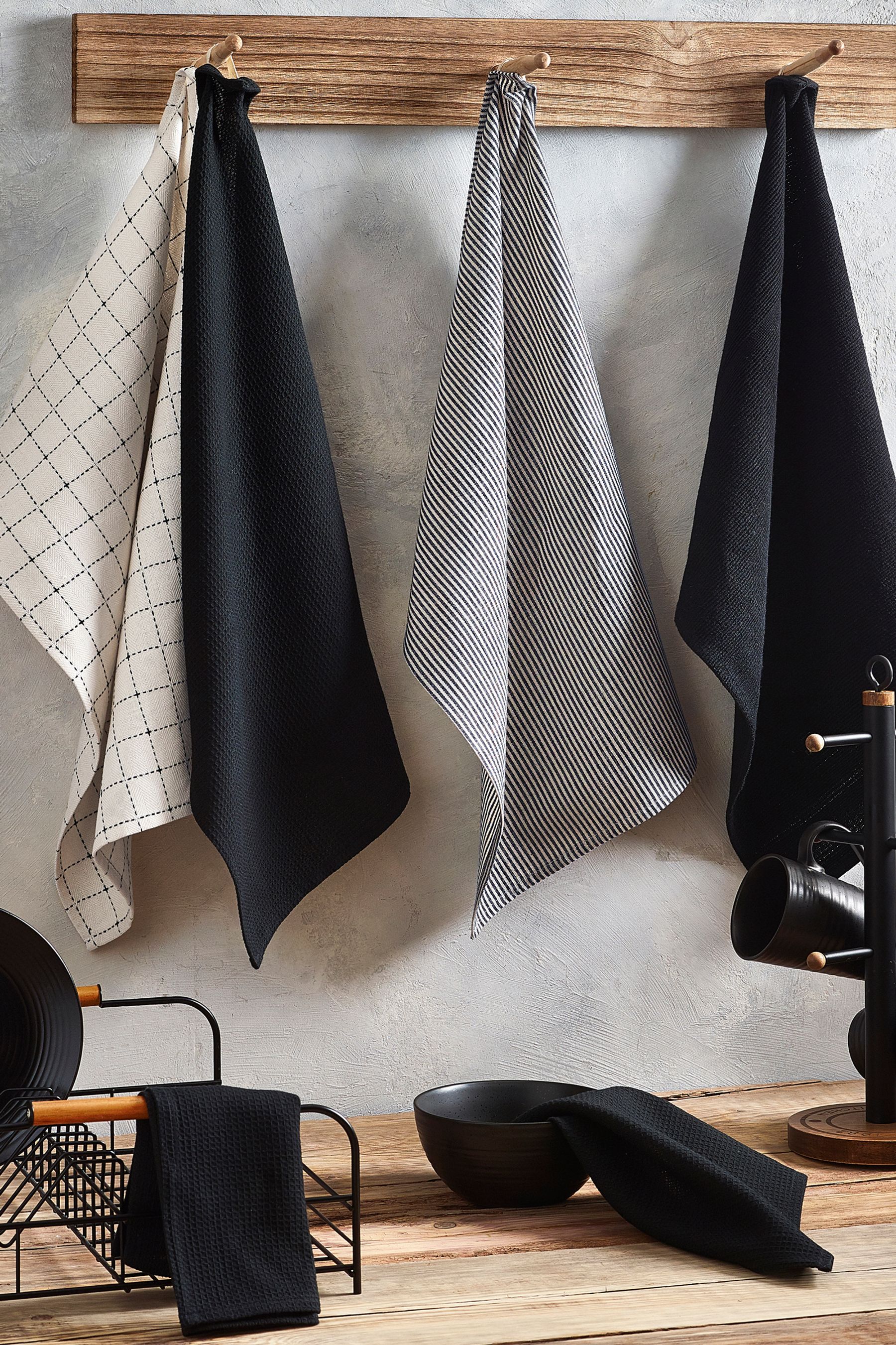 Black outlet tea towels