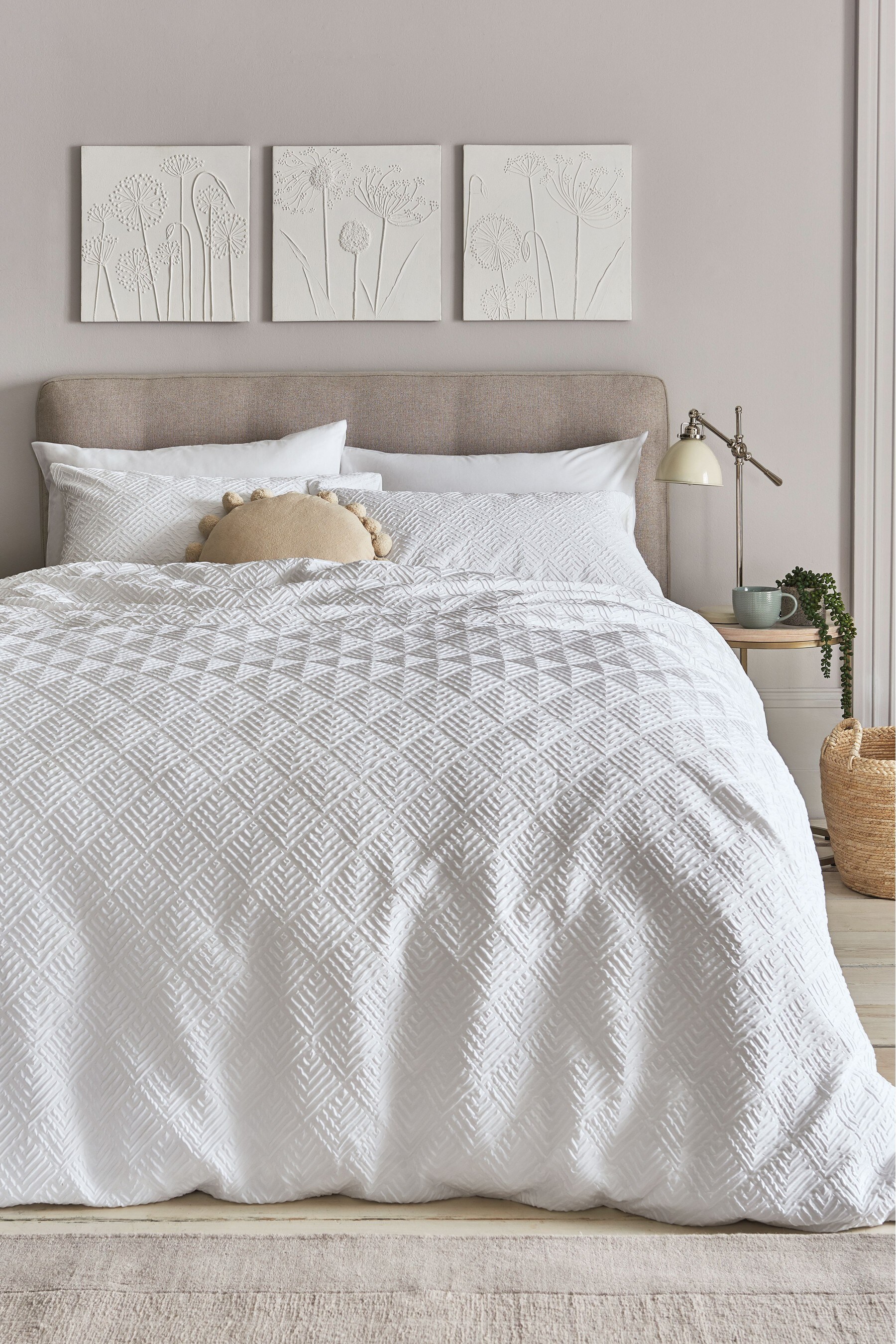 Duvet and outlet cover