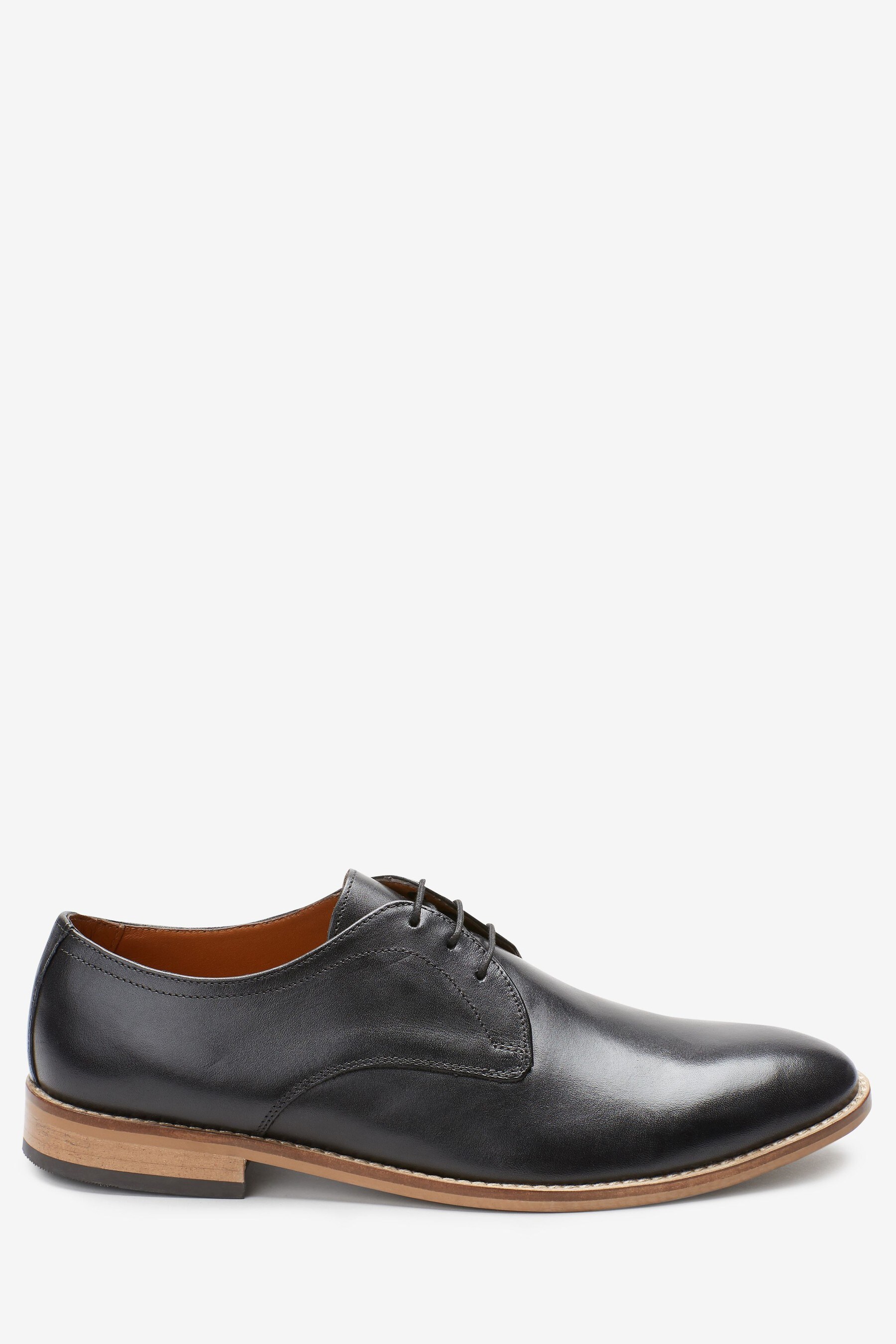 contrast sole derby shoes
