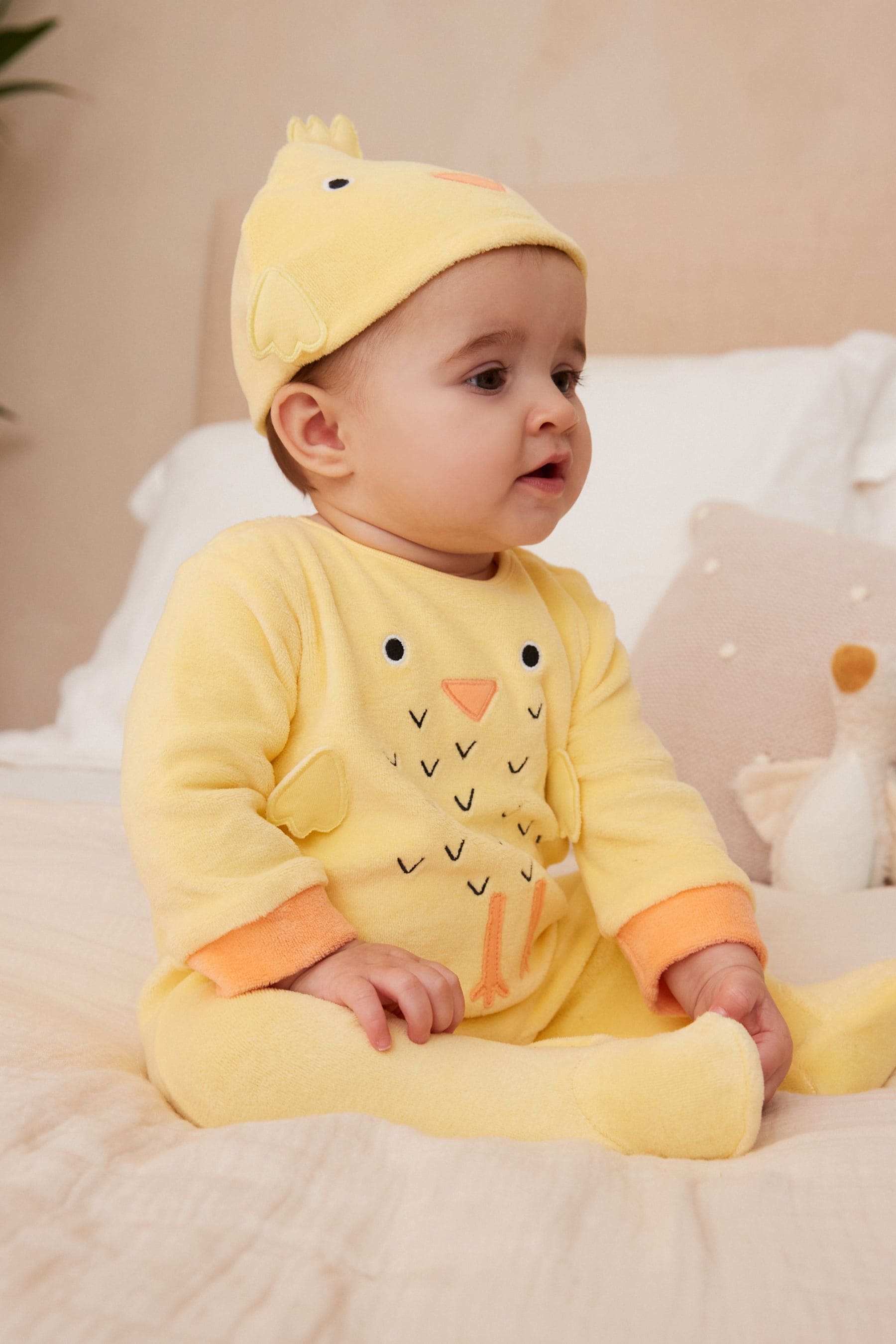 Newborn yellow outfit boy on sale