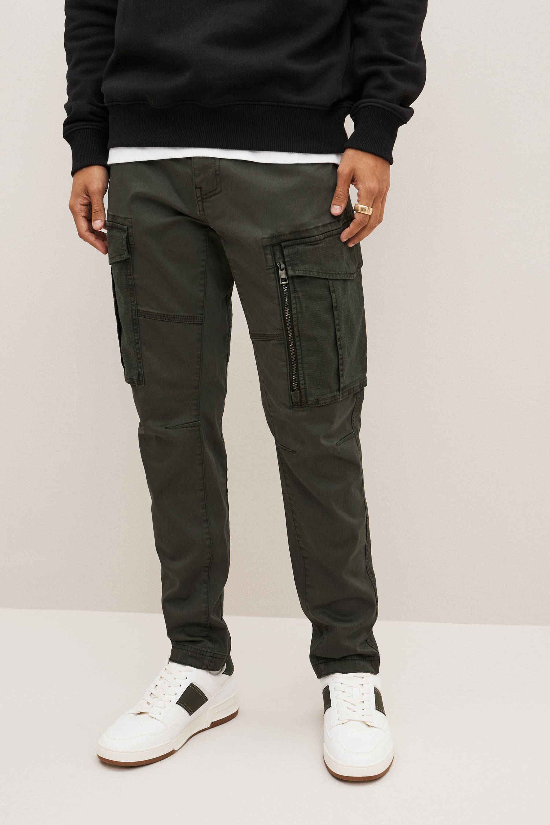 Mens cargo trousers store with zip pockets