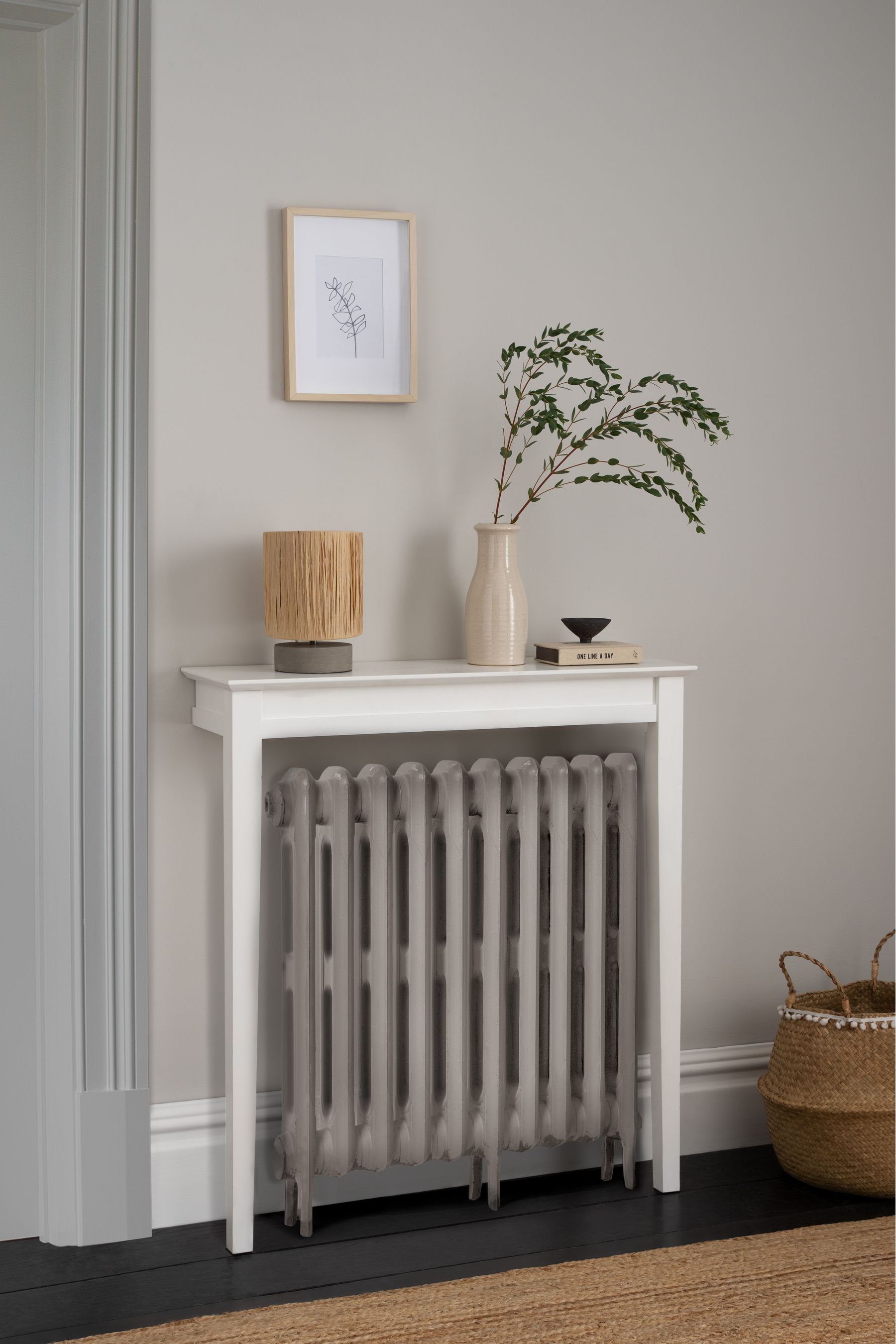 Dressing table over on sale radiator