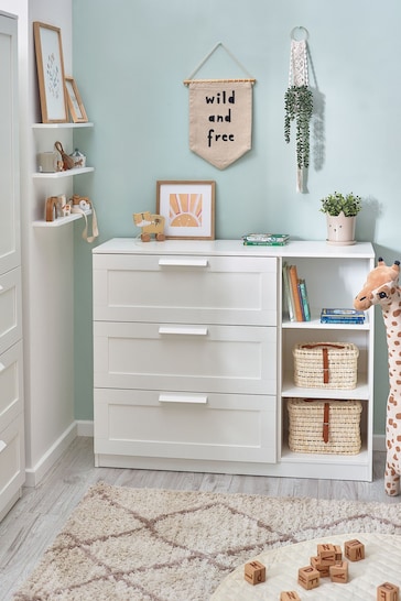 White Flynn Kids Chest of Drawers