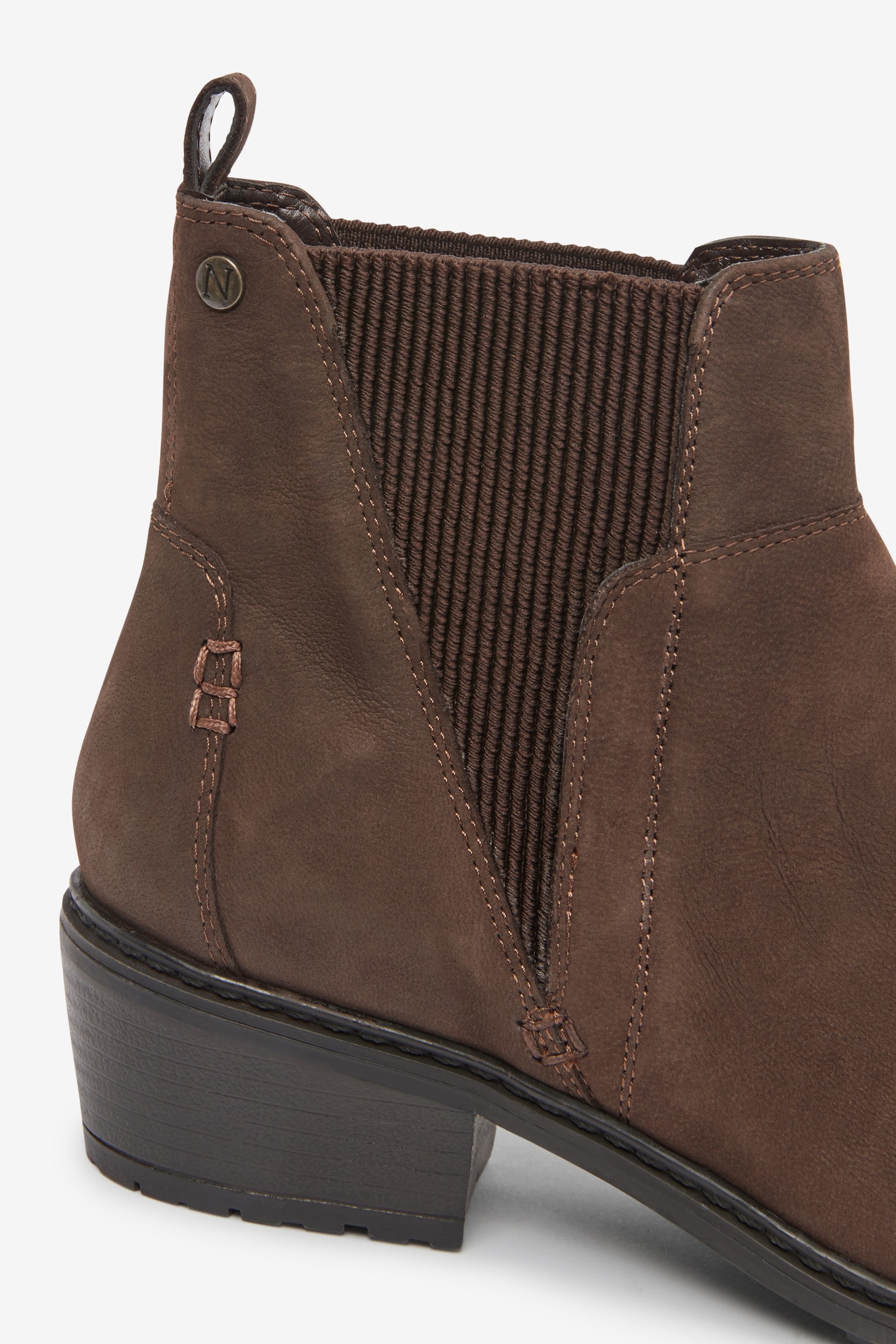 ribbed chelsea boots