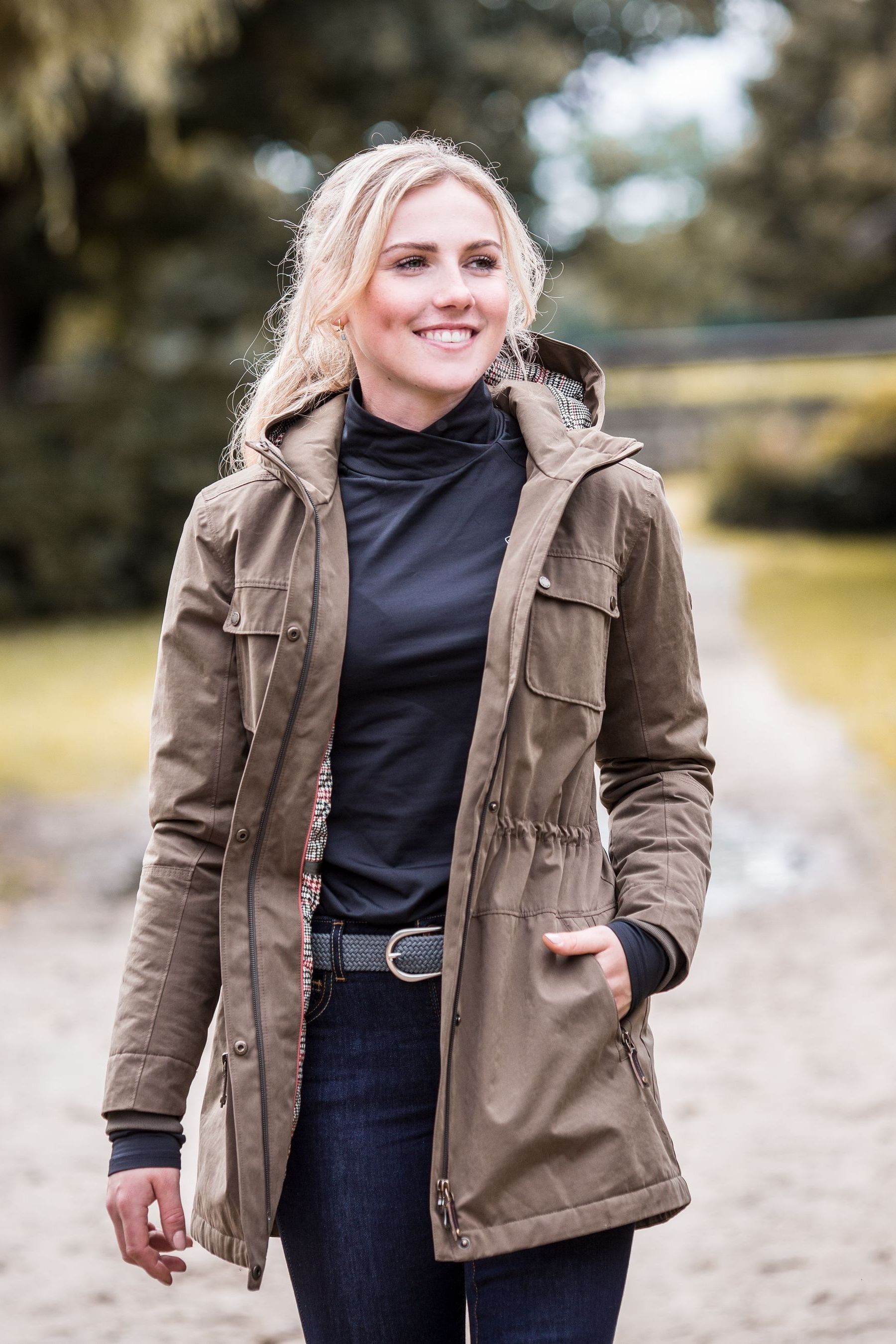 Ariat store green jacket