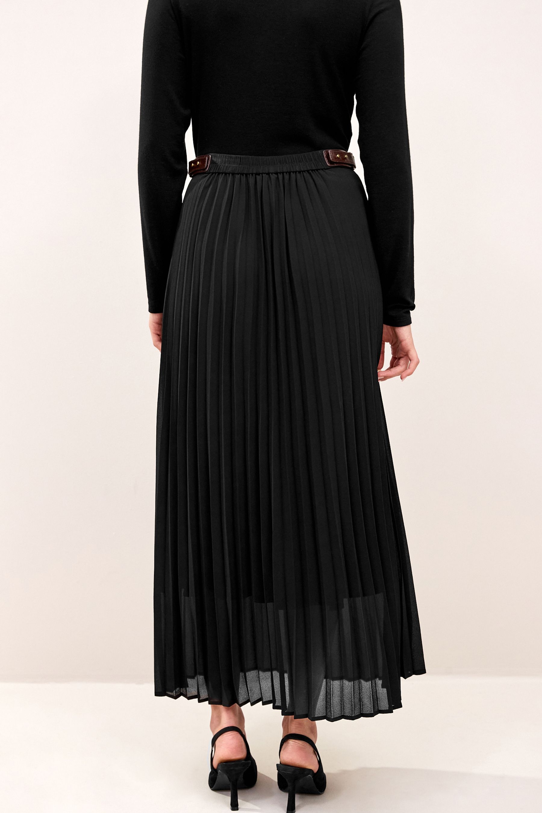 Buy Black Midi Pleated Skirt from Next Israel