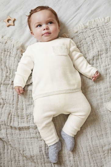 White Knitted Baby Jumper & Legging Set (0mths-2yrs)