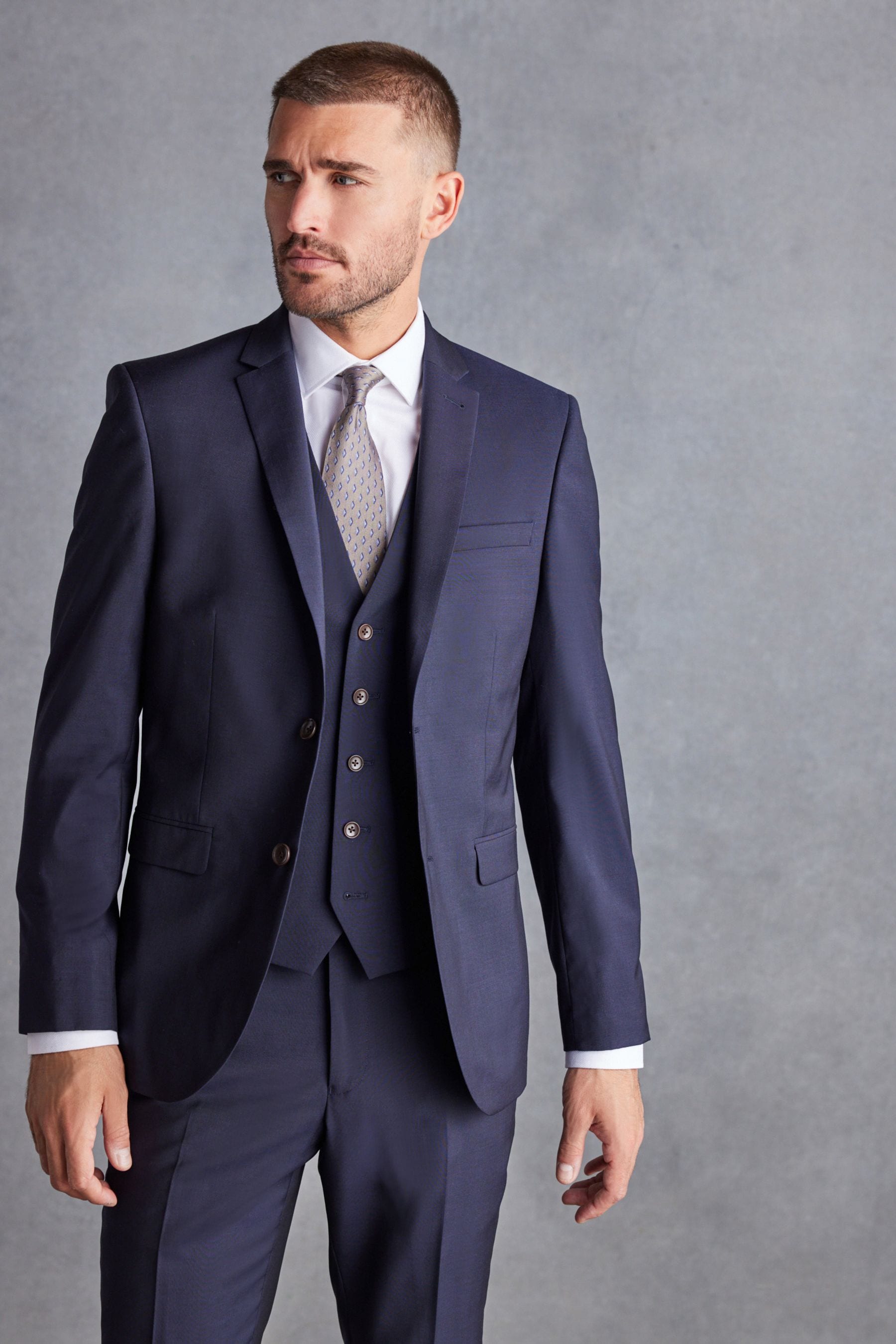 Slim navy discount blue suit