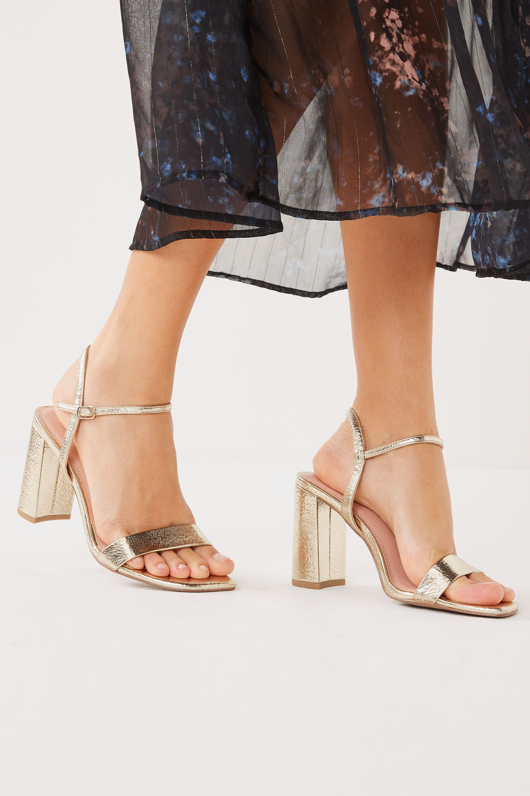 Simple gold hotsell sandals