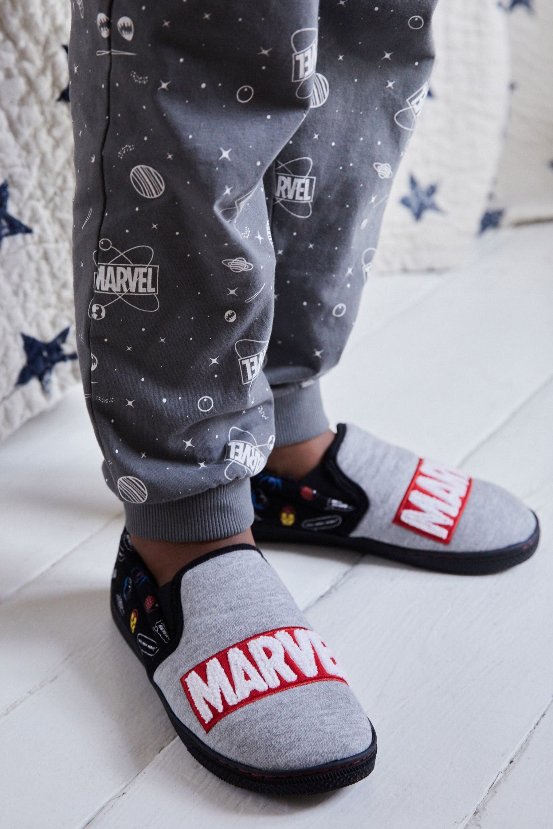 Marvel slippers clearance