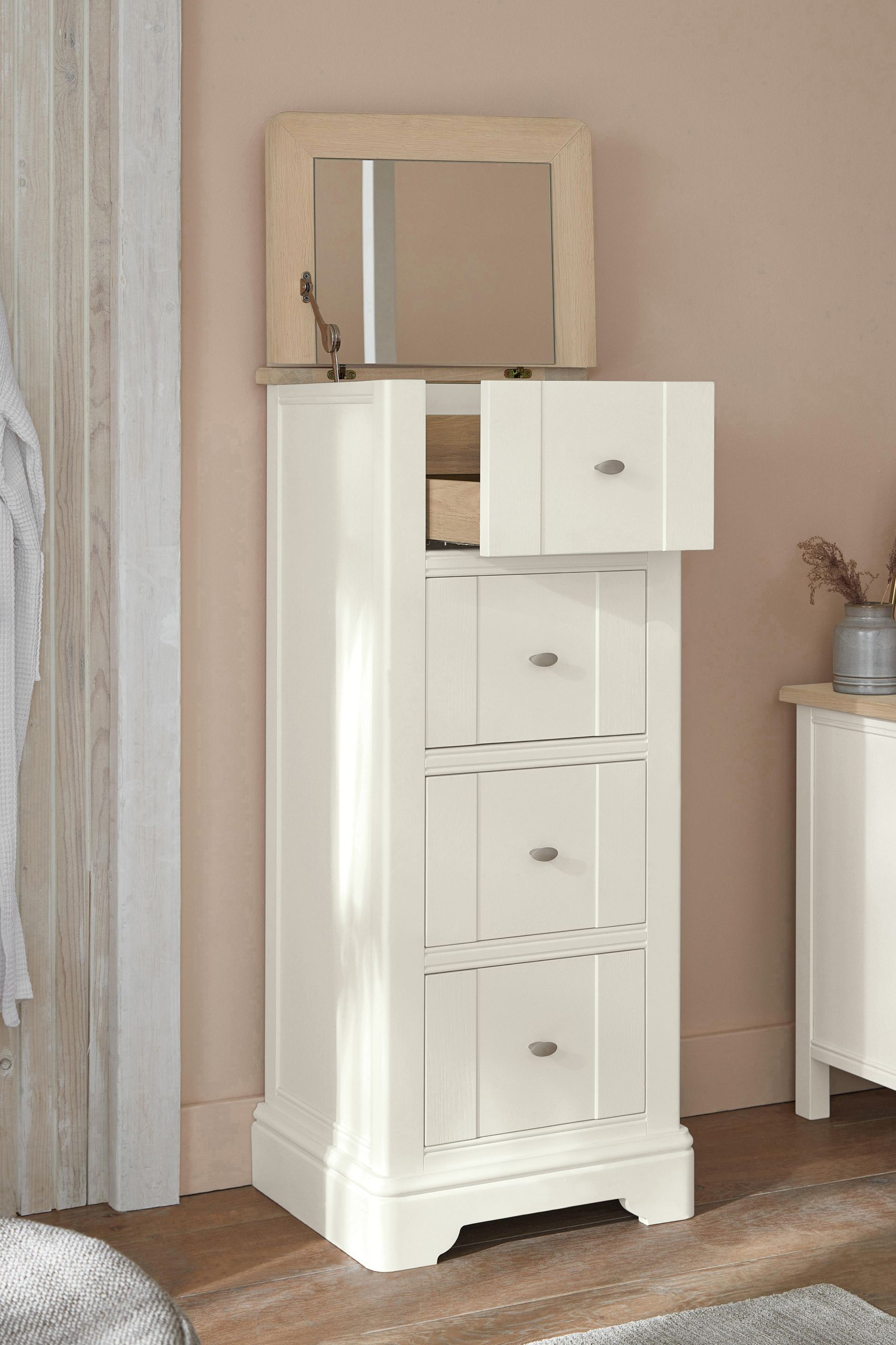 White corner outlet chest of drawers
