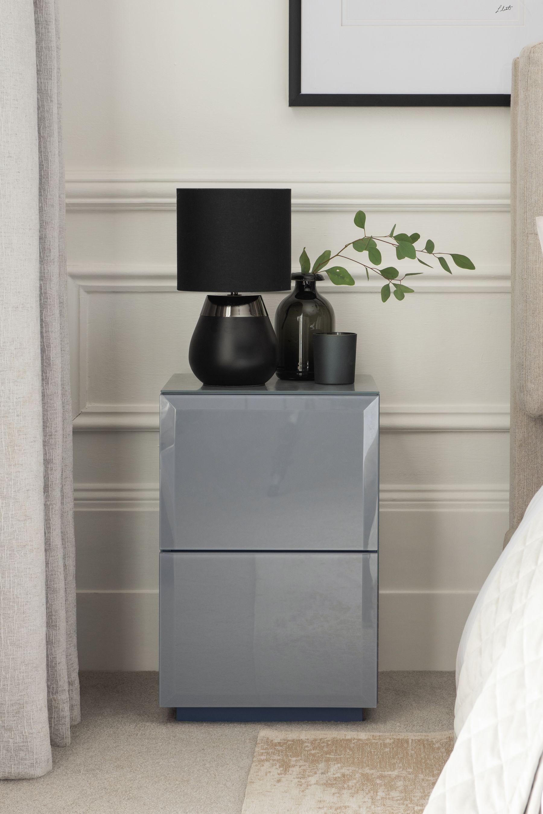 Bedside tables grey gloss sale