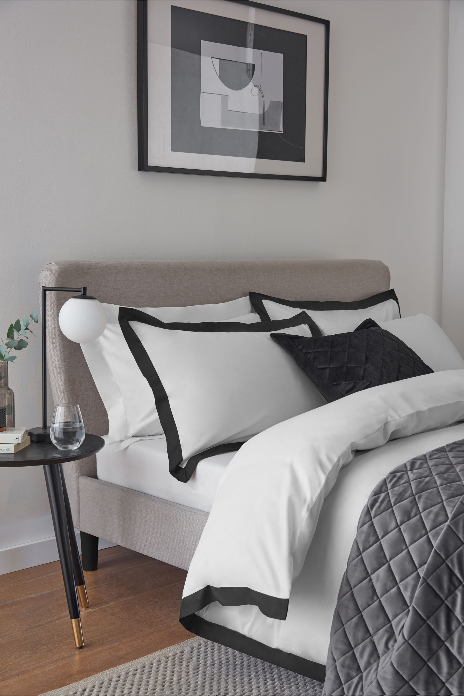 White With Black Oxford Cotton Rich Oxford Duvet Cover and Pillowcase Set
