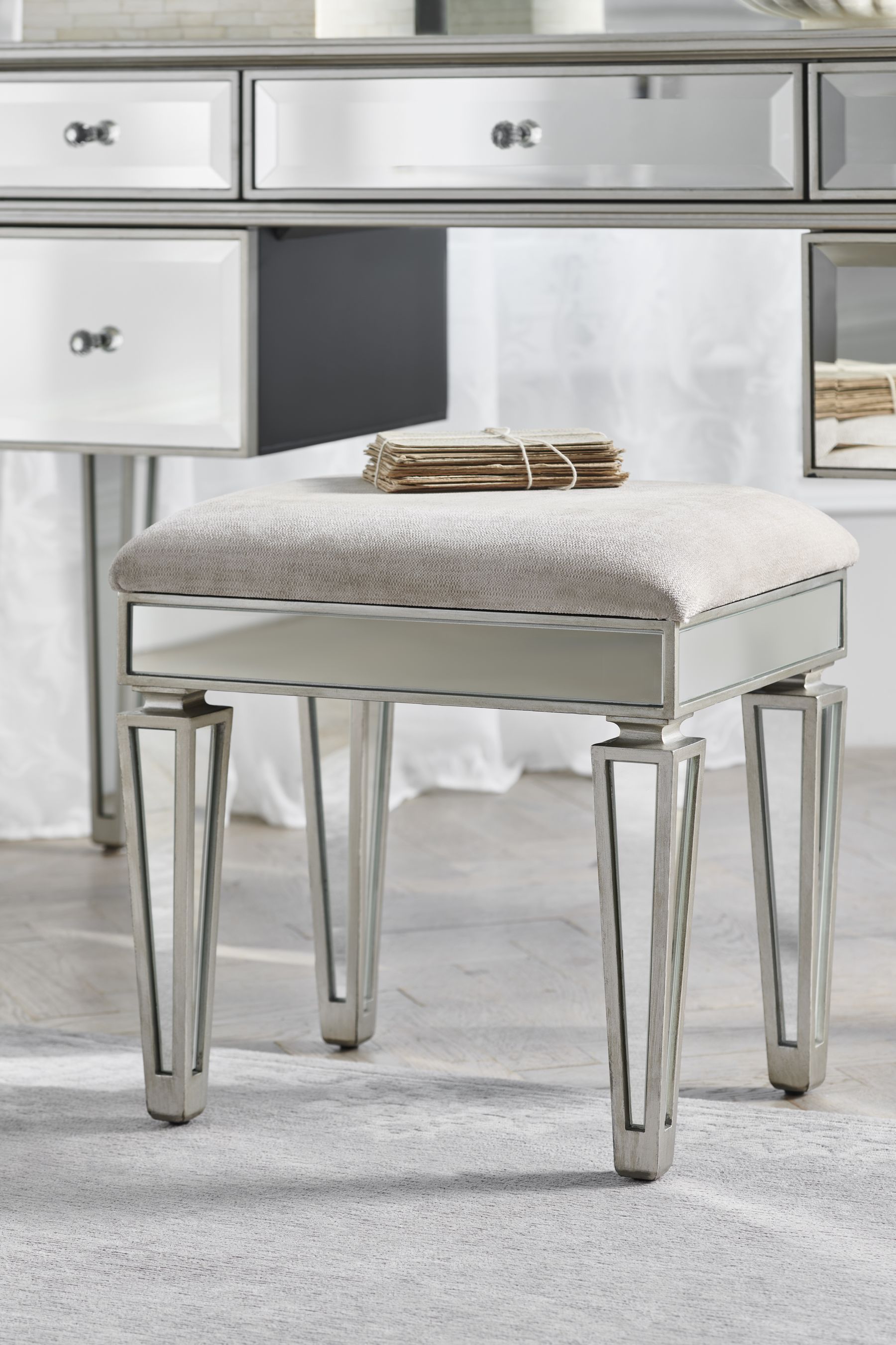 Dressing table shop stool next