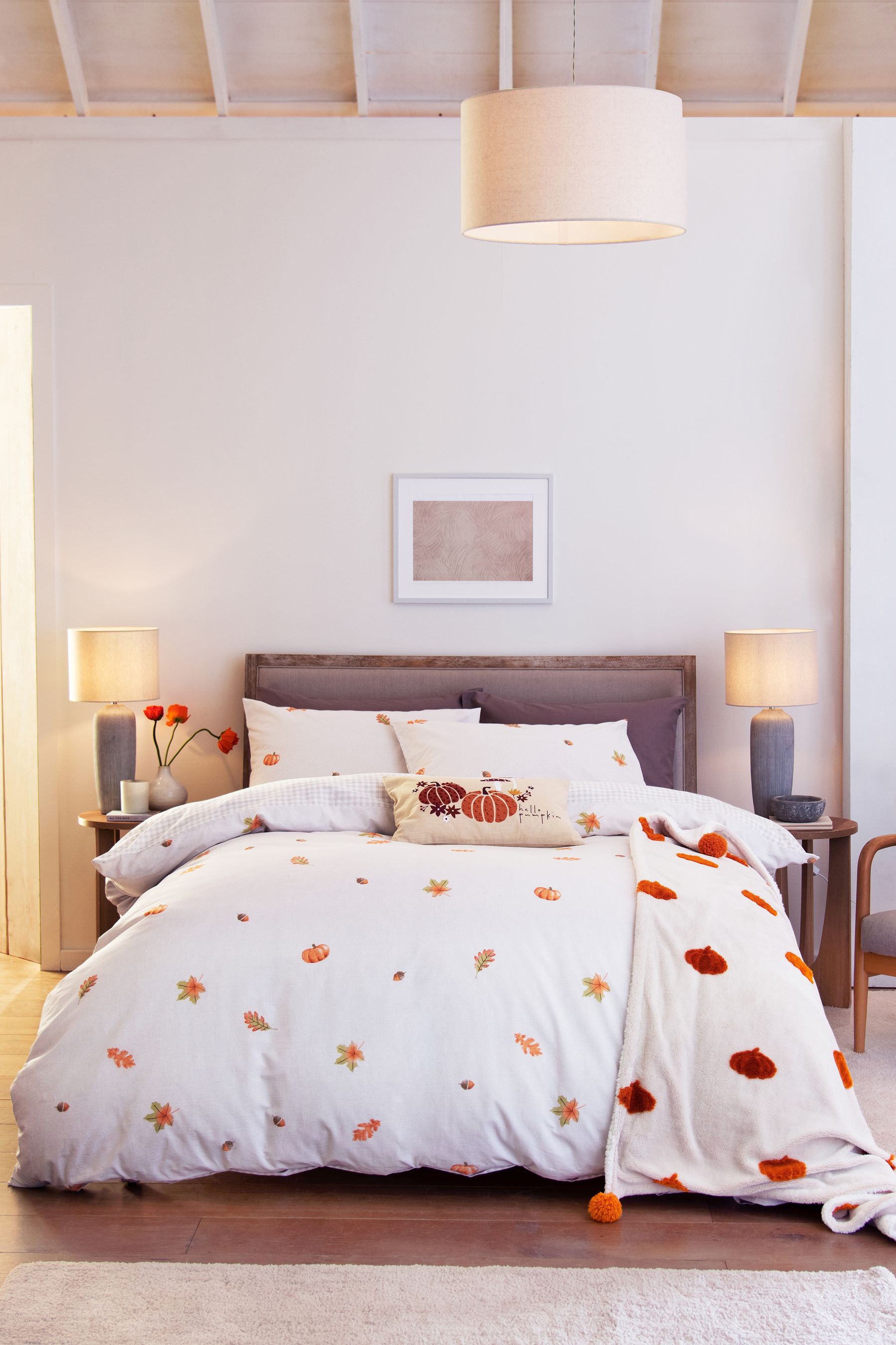 Autumn bedding outlet