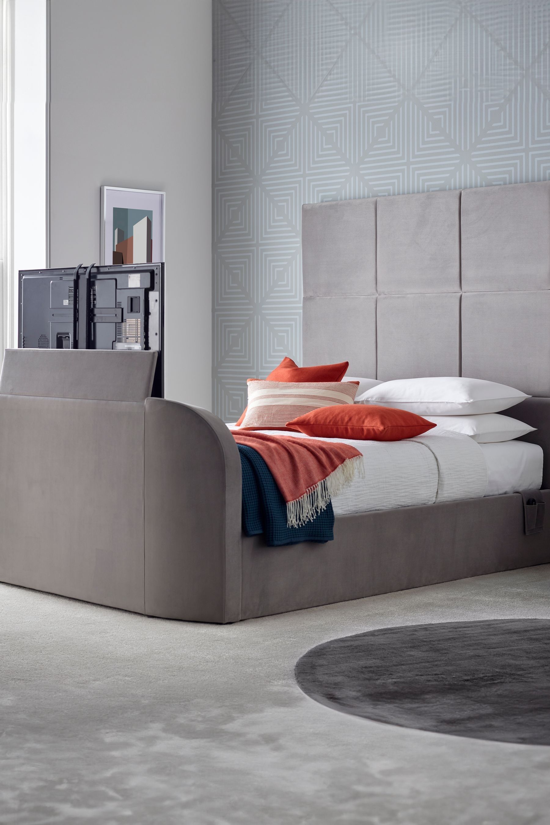 Next tv outlet beds