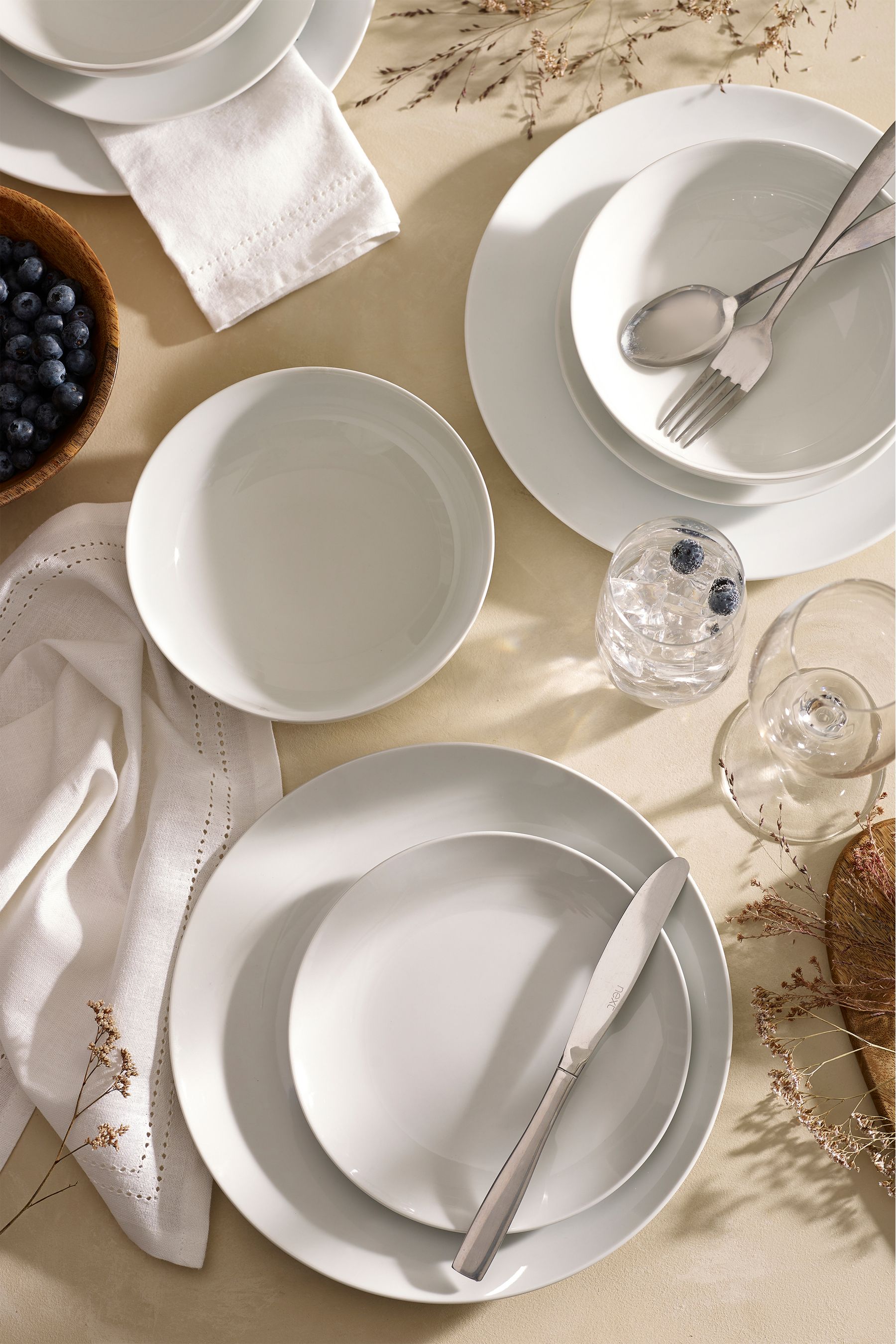 Next plates outlet