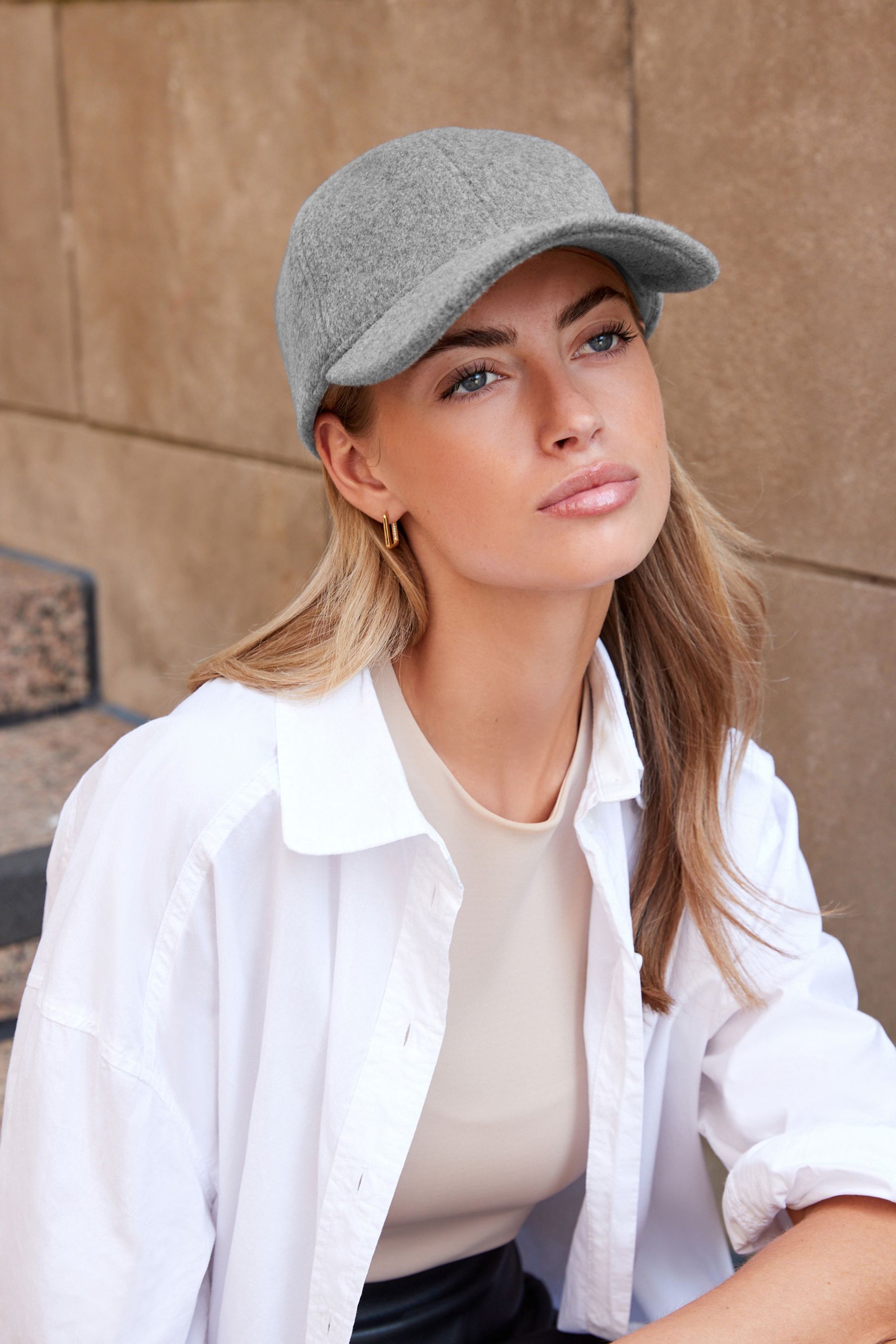 Grey deals felt cap