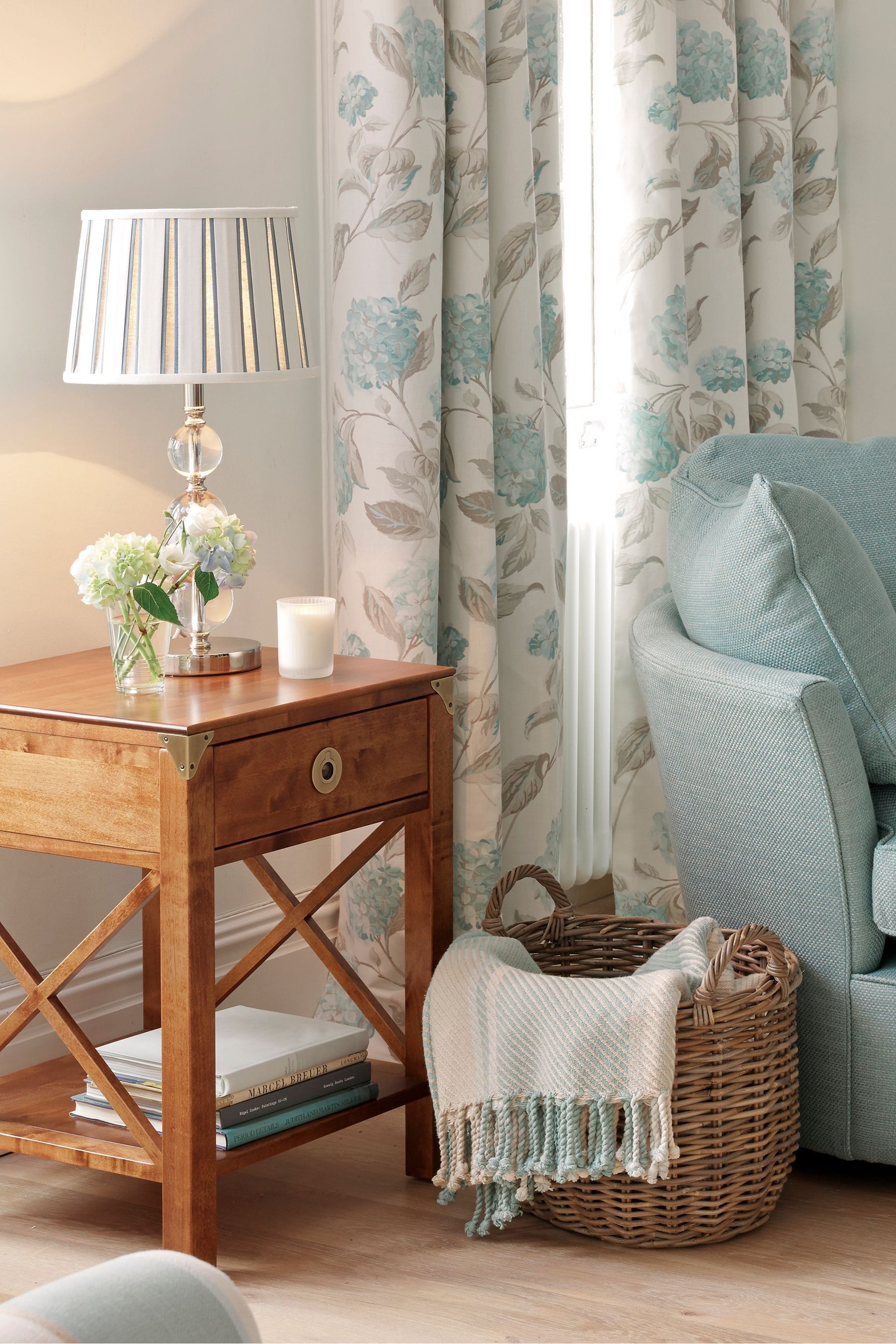 Laura ashley balmoral side clearance table