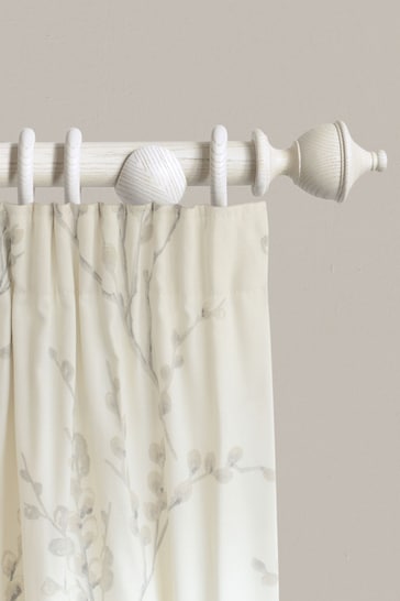 Laura Ashley White Haywood Curtain Pole