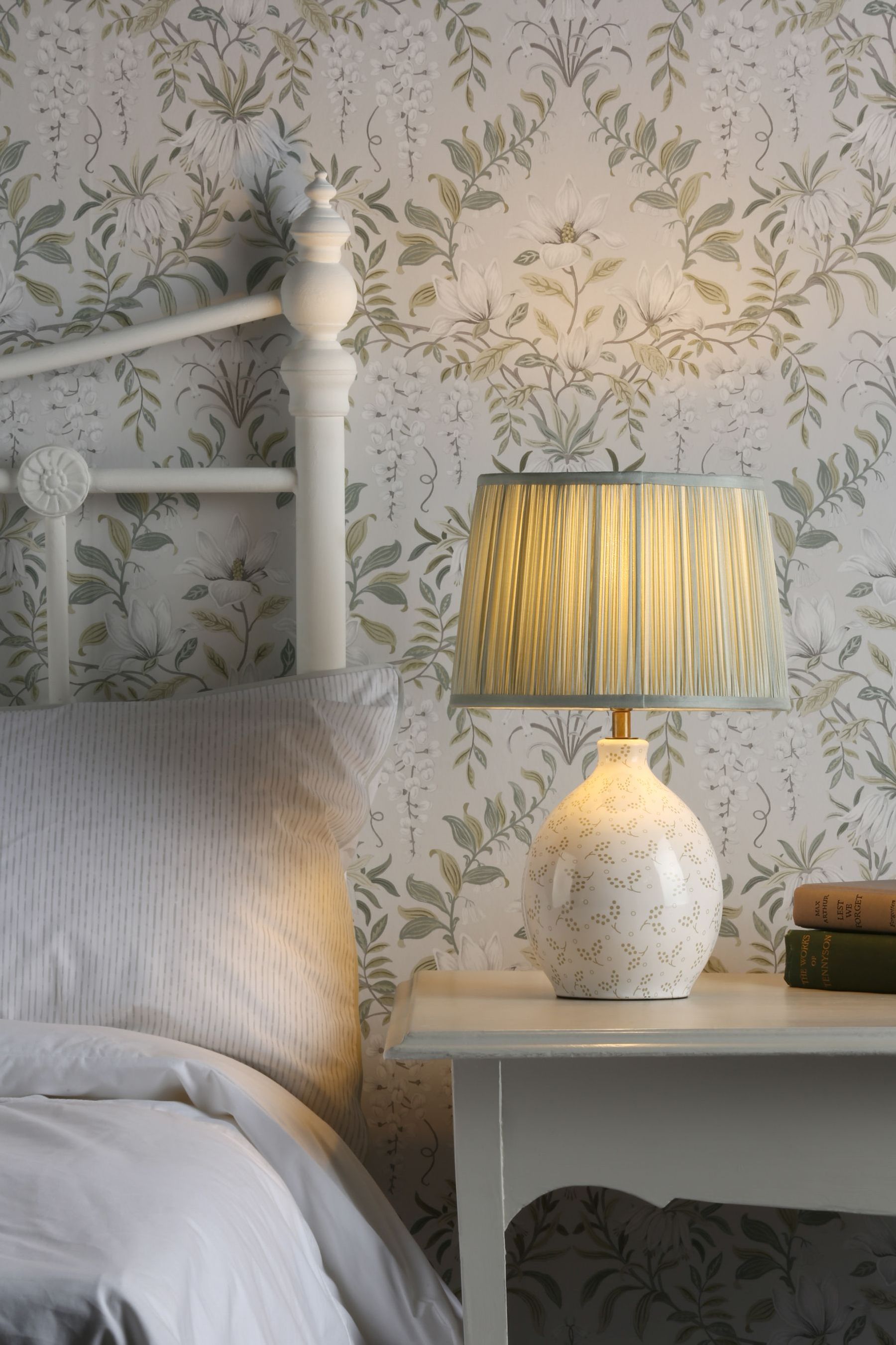 Leaf lamp best sale base
