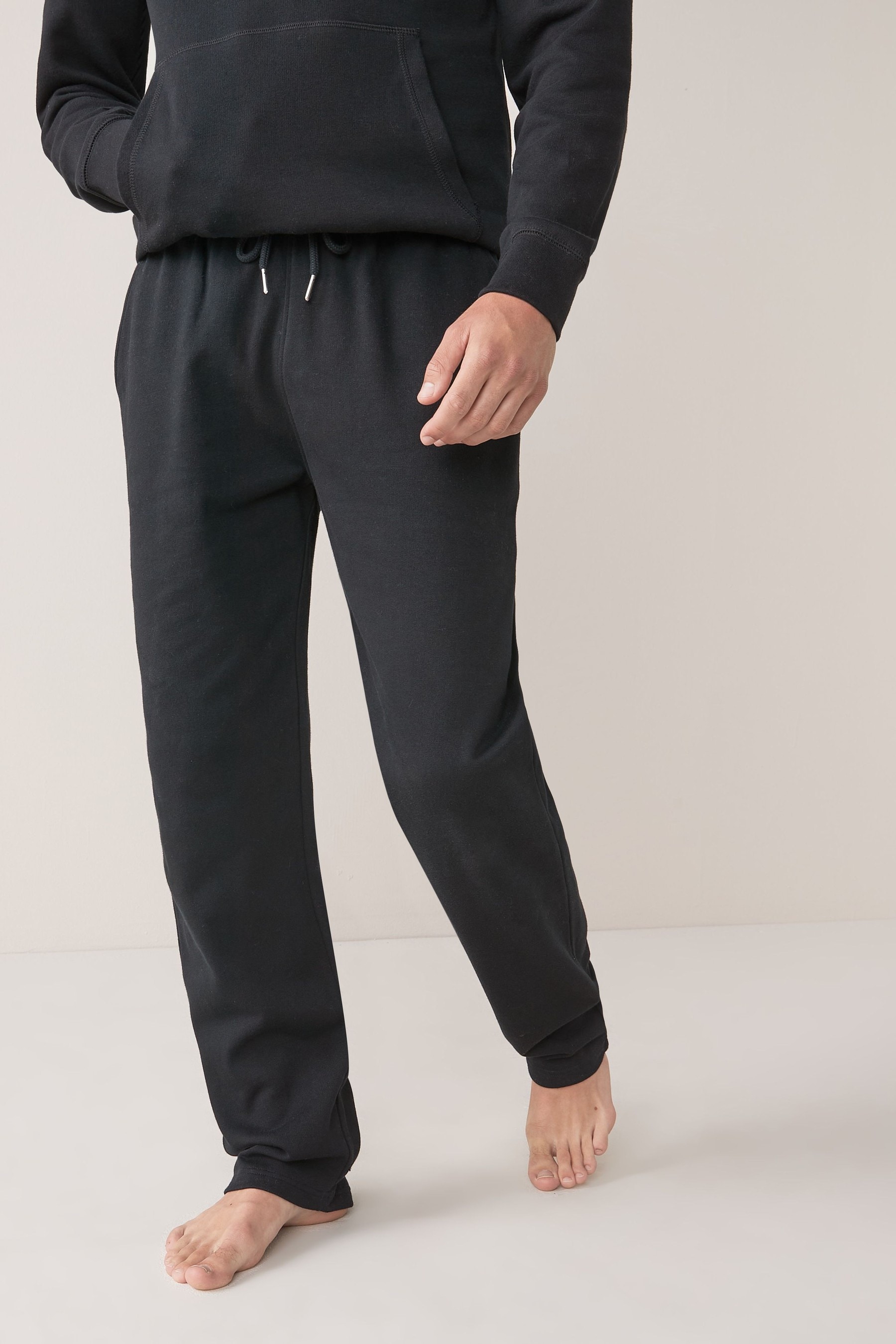 Open hotsell hem joggers