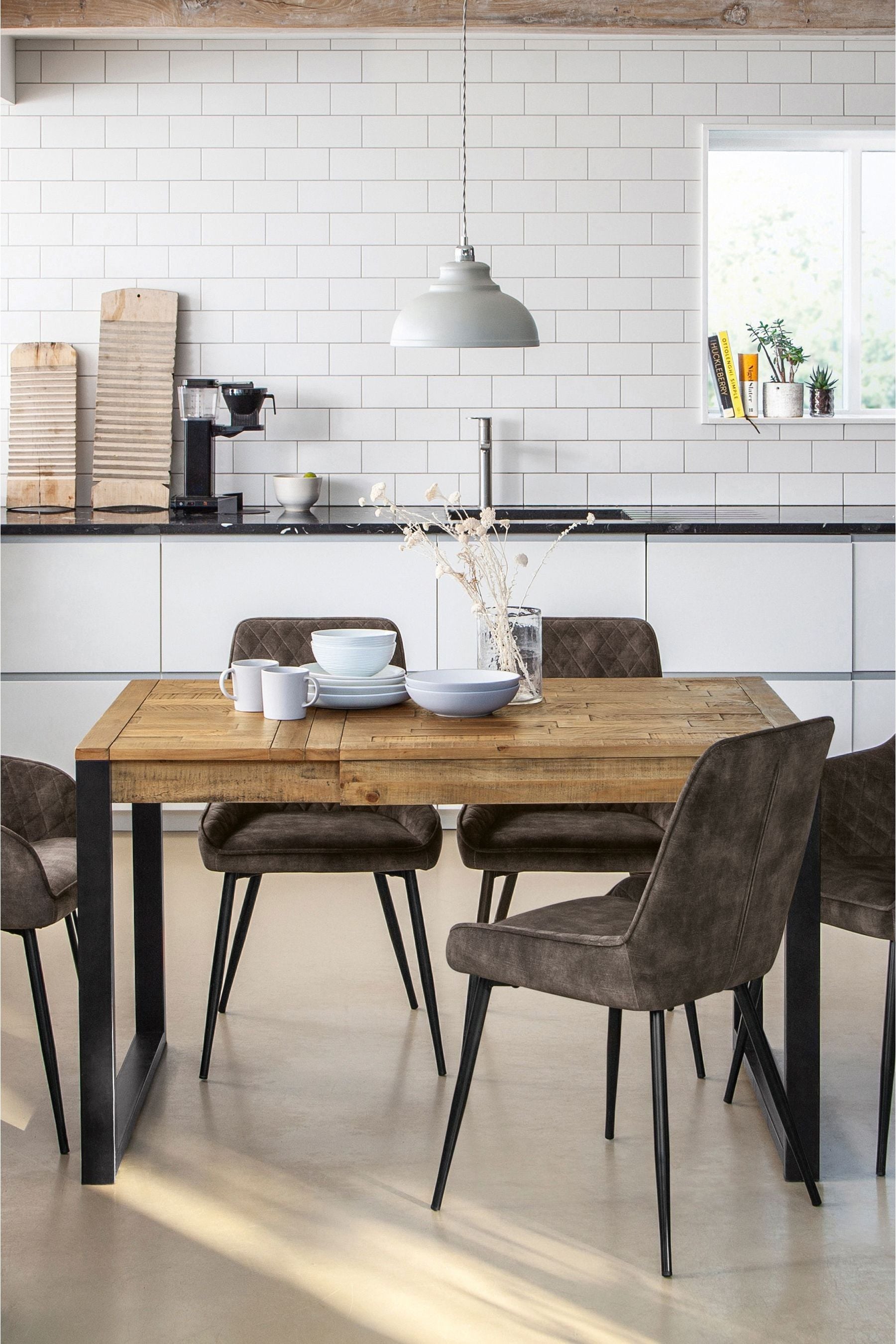 Dining table new arrivals 4 seater extendable