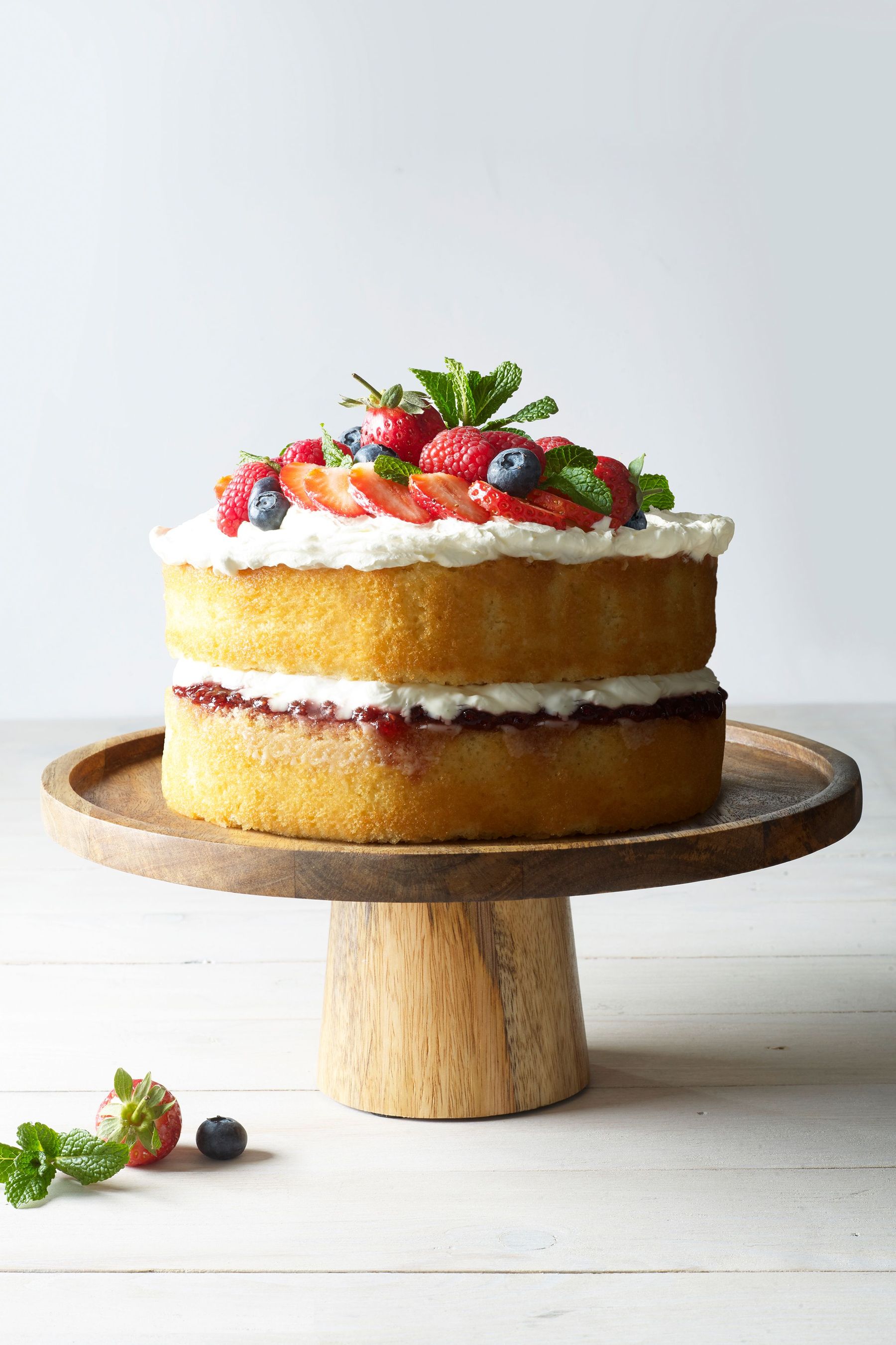 Next shop cake stands