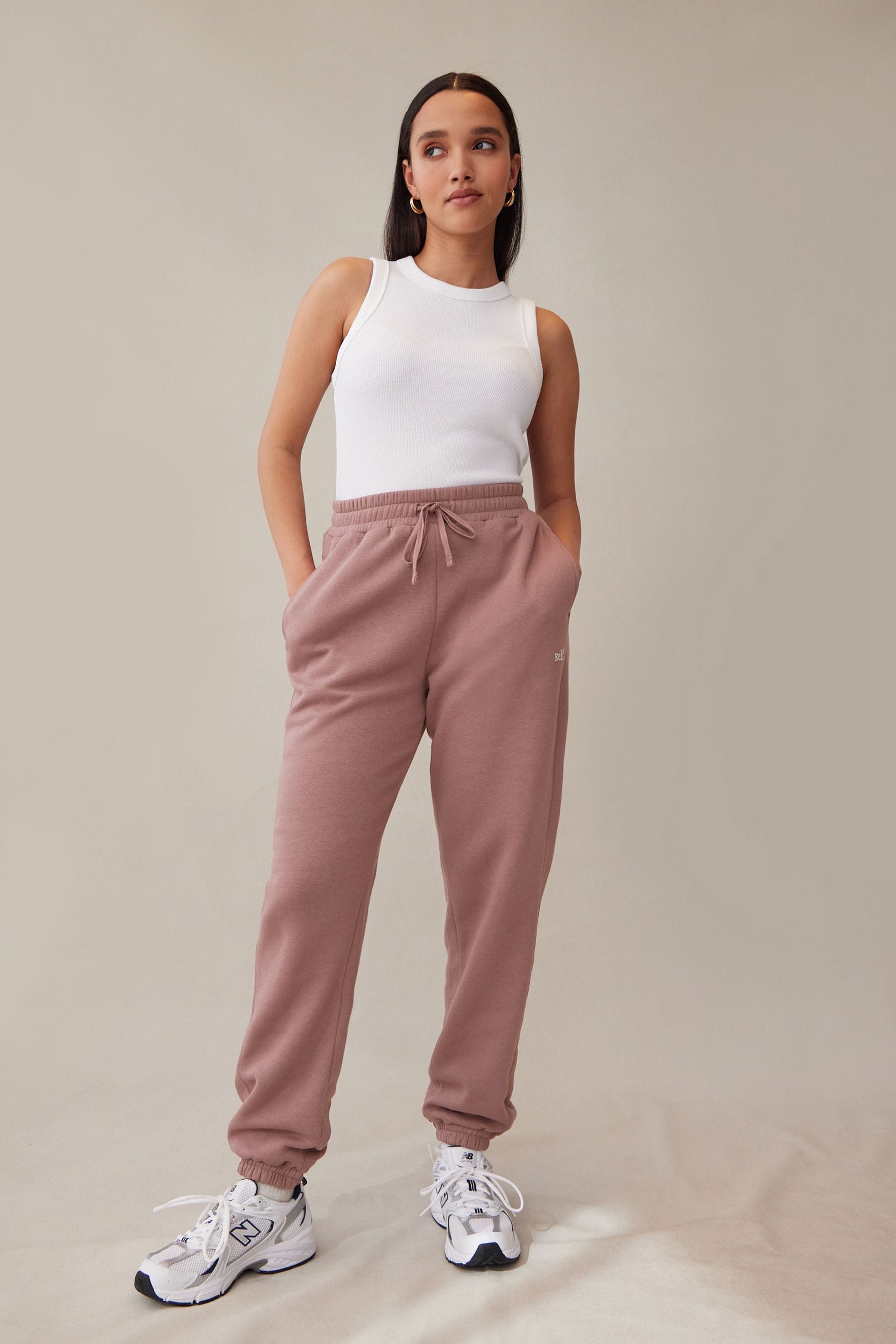 Sweatpants sales womens uk