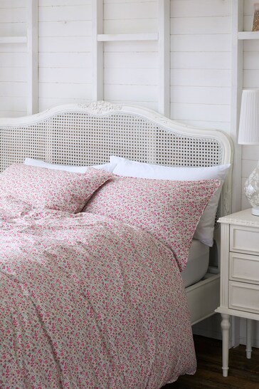 Shabby Chic by Rachel Ashwell® Vintage Ditsy Pink Flat Piped Duvet Cover and Pillowcase Set